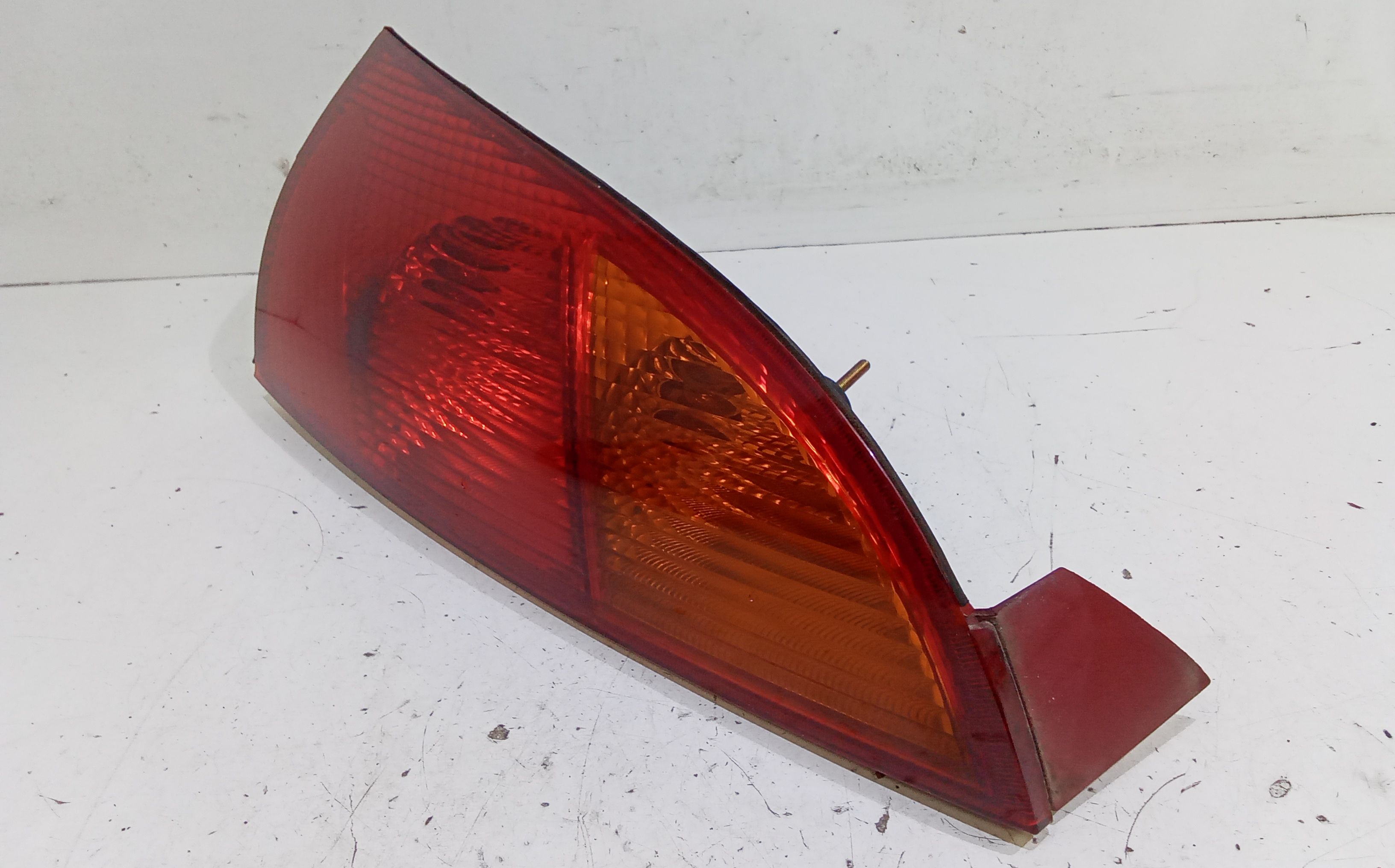 Stop fanale posteriore Destro Passeggero FORD Focus Berlina 1 Serie