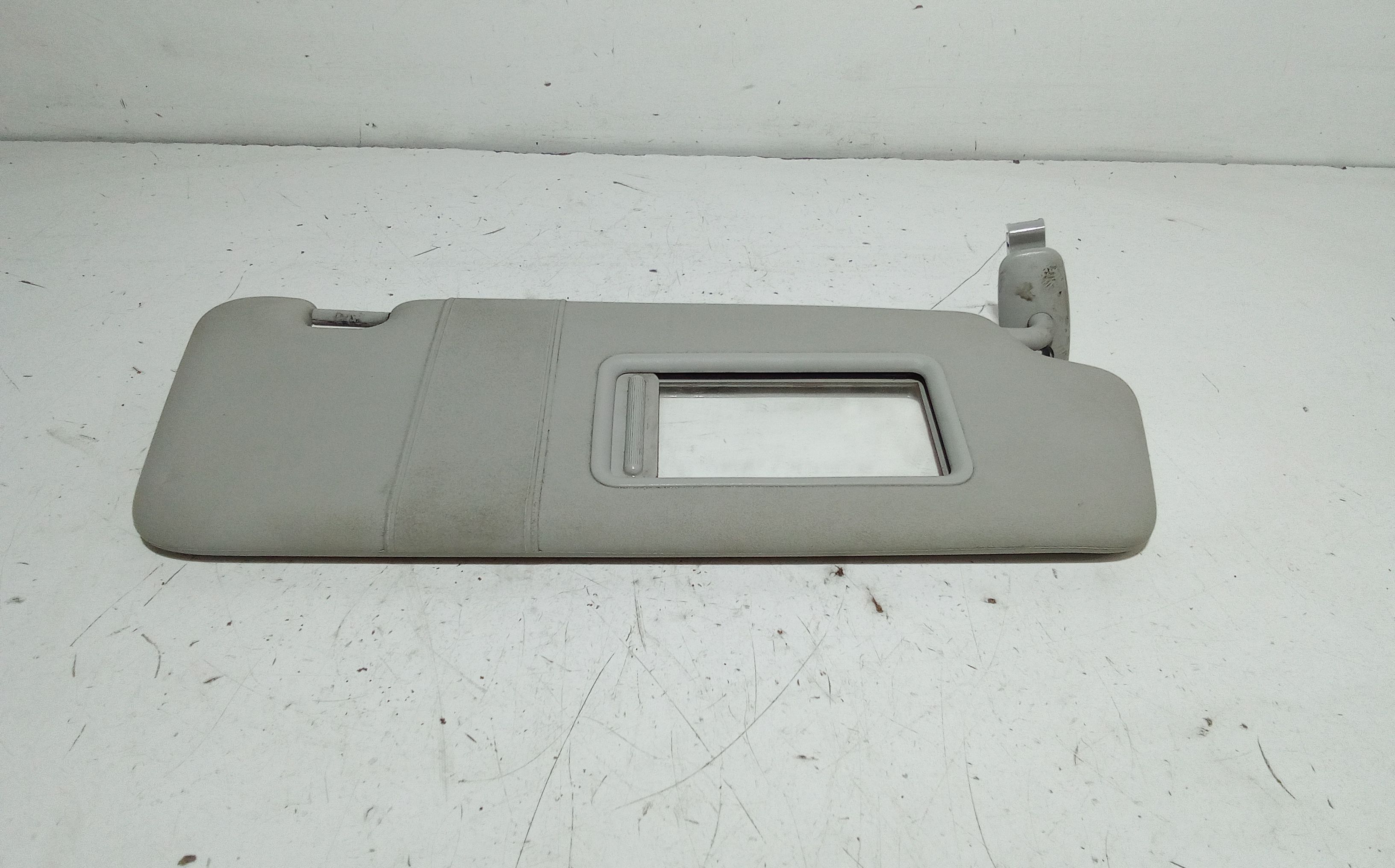 Parasole aletta Lato Passeggero AUDI A3 Sportback Serie (8PA) (04>08)