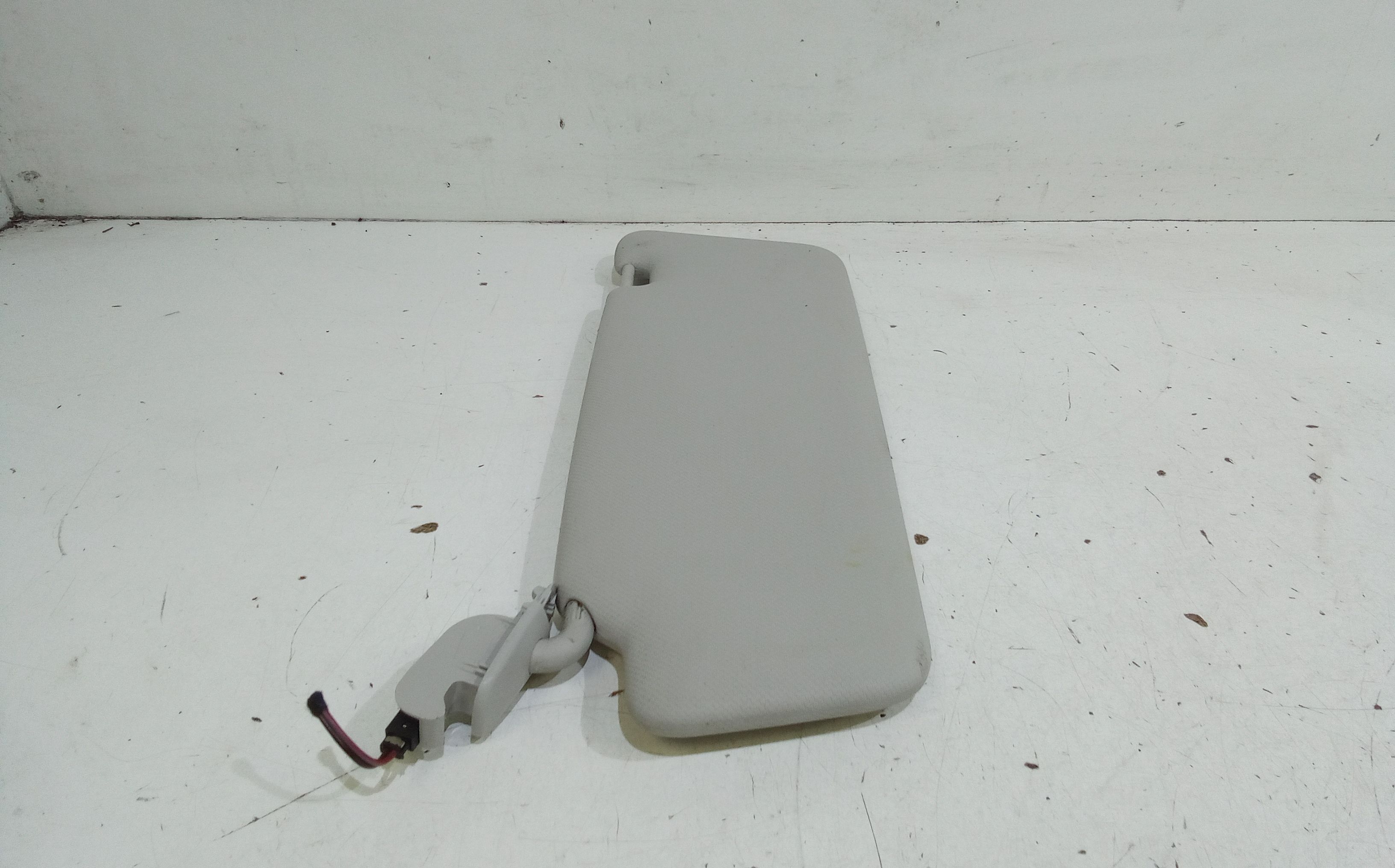 Parasole aletta Lato Passeggero AUDI A4 Avant (8K5) (08>15)