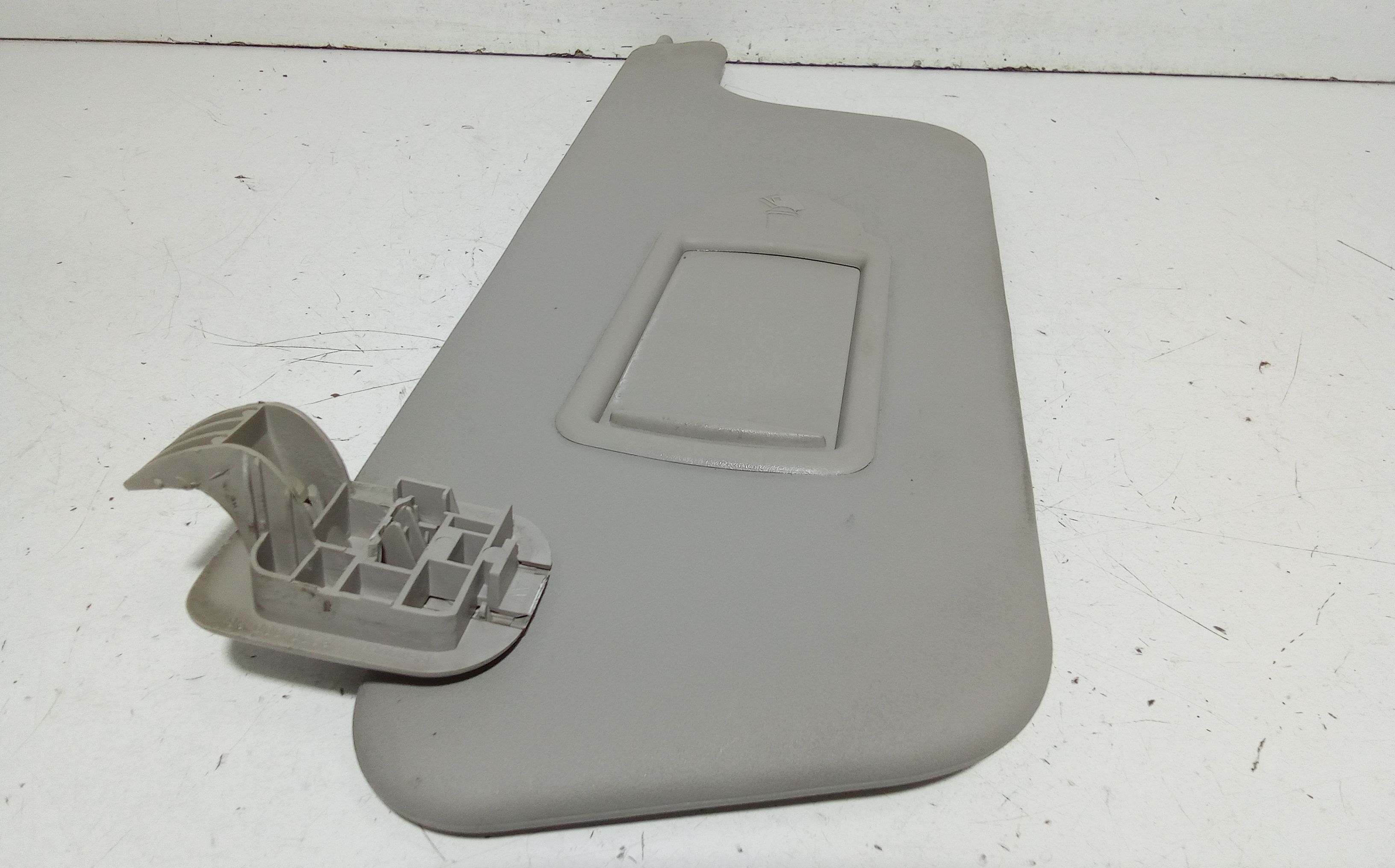 Parasole aletta anteriore Lato Guida RENAULT Scenic Serie (03>09)