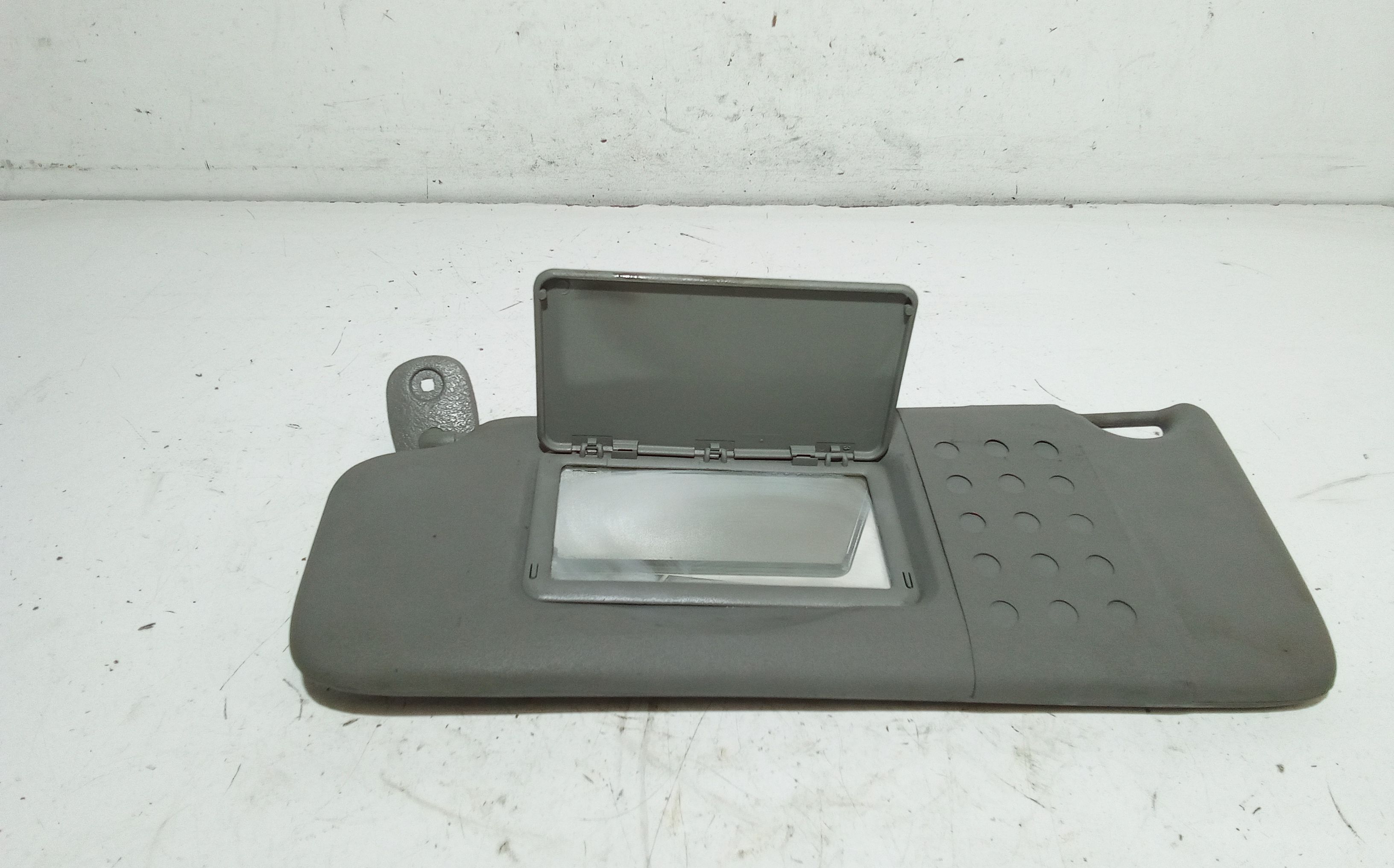 Parasole aletta anteriore Lato Guida RENAULT Clio Serie (01>05)