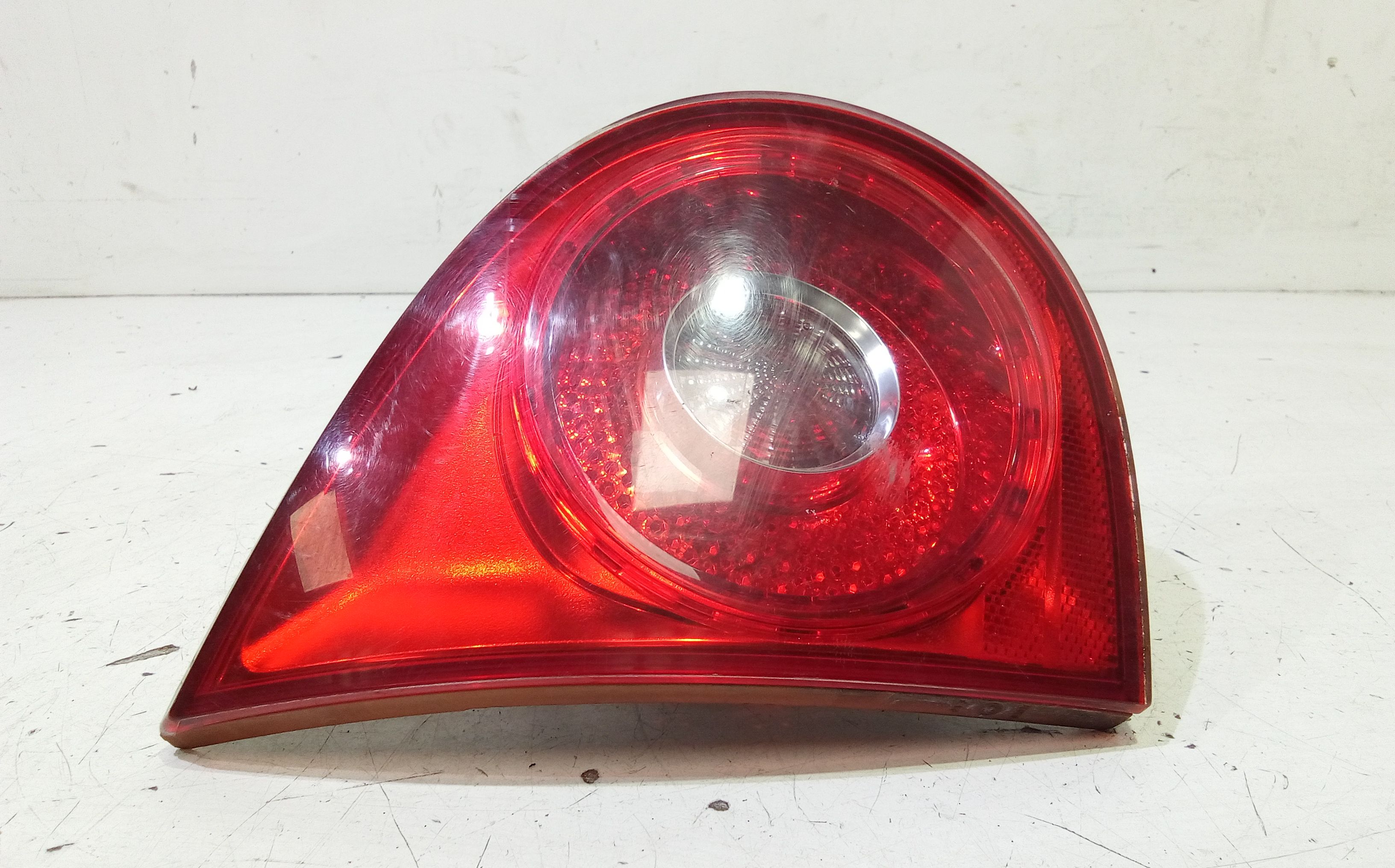 Stop Posteriore Sinistro Integrato nel Portello VOLKSWAGEN Golf 5 Berlina (03>08)