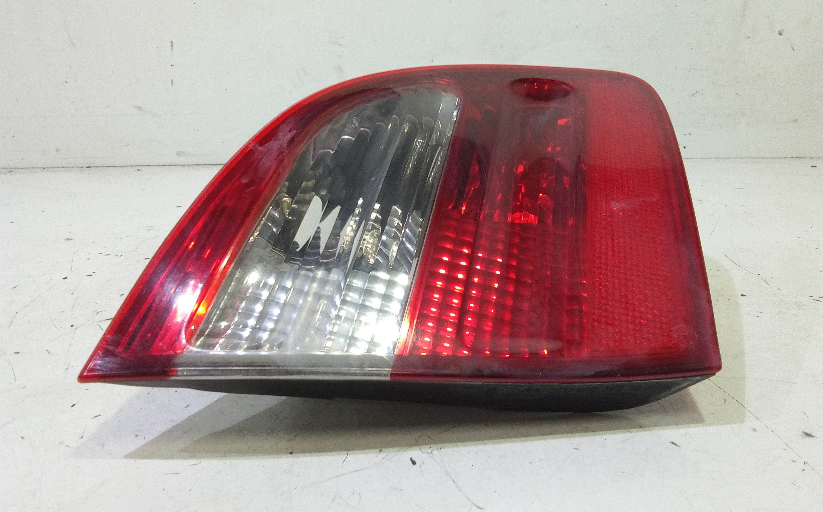 Stop Posteriore Sinistro Integrato nel Portello MERCEDES Classe E S. Wagon W211