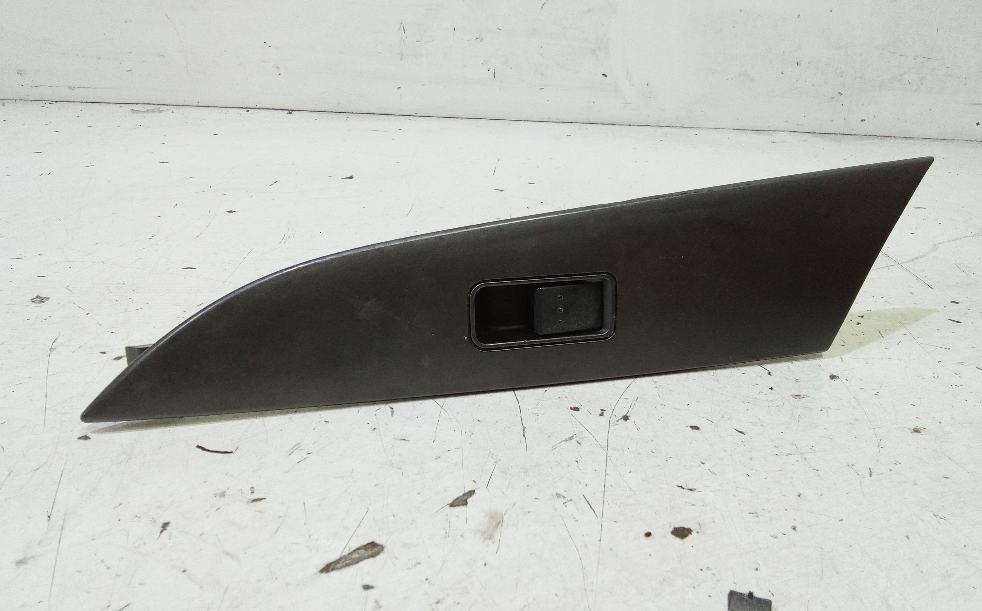 Pulsantiera Anteriore Destra Passeggero MAZDA 3 Berlina Serie (03>09)