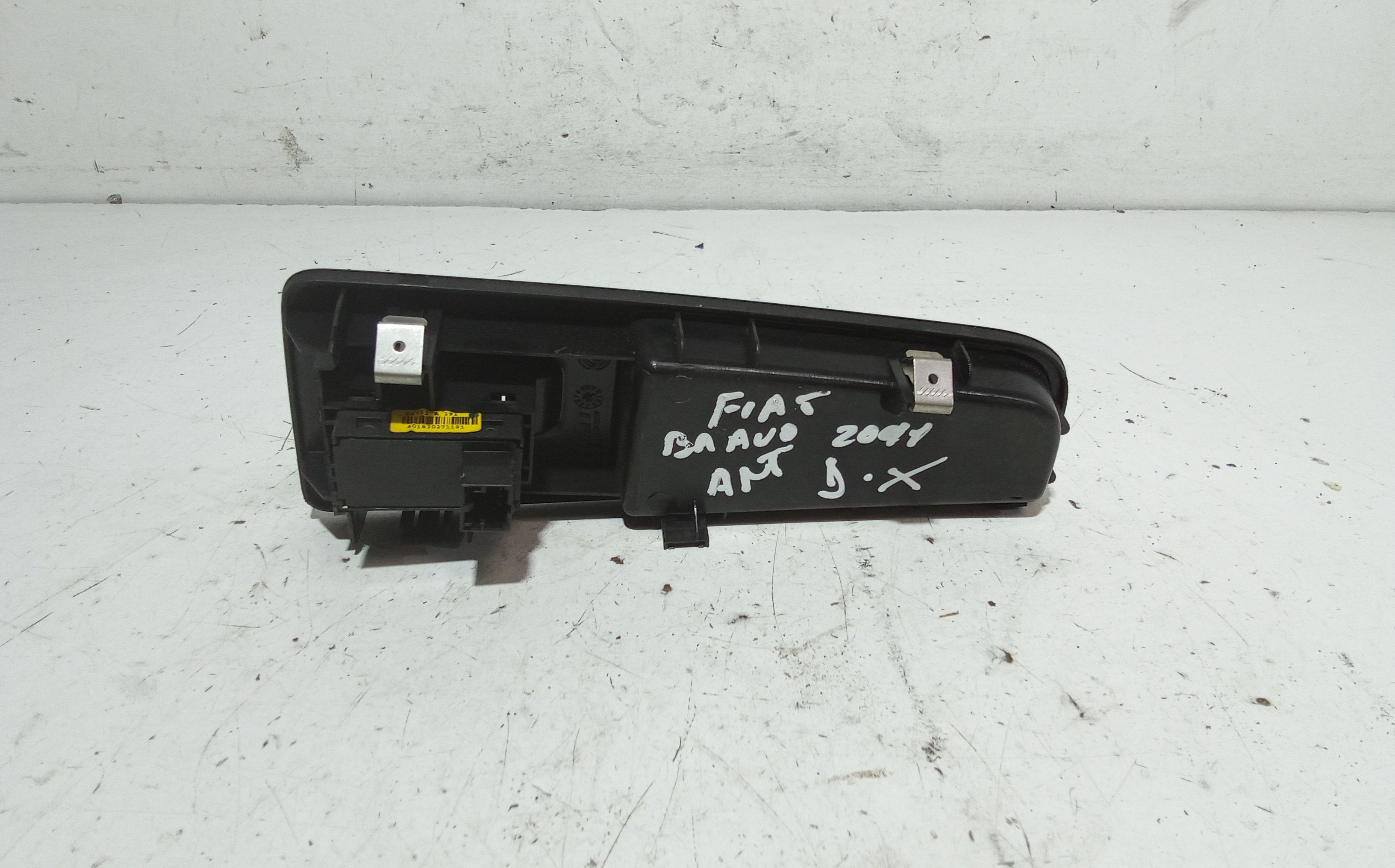 Pulsantiera Anteriore Destra Passeggero FIAT Bravo 2 Serie