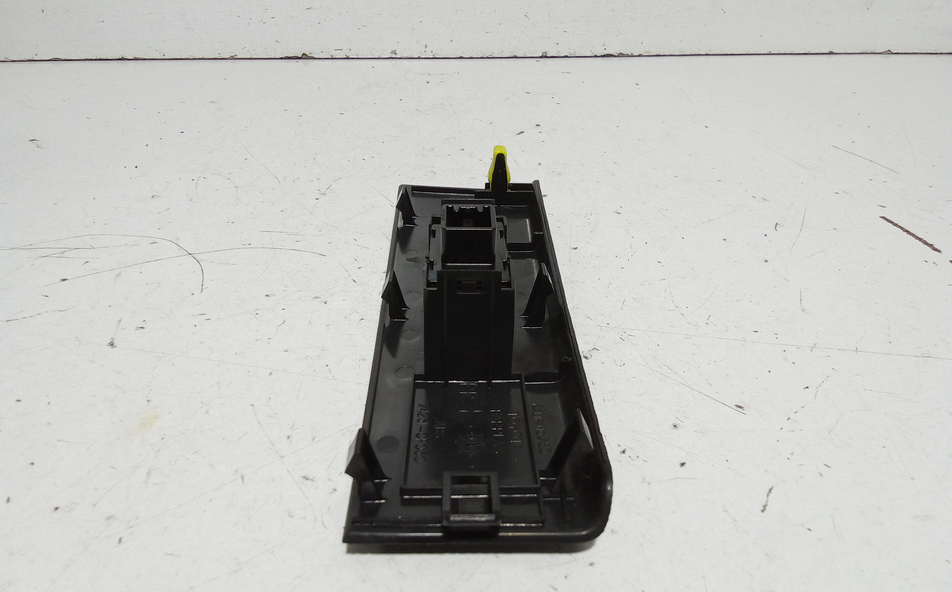 Pulsantiera Anteriore Destra Passeggero TOYOTA Corolla Berlina 4 Serie