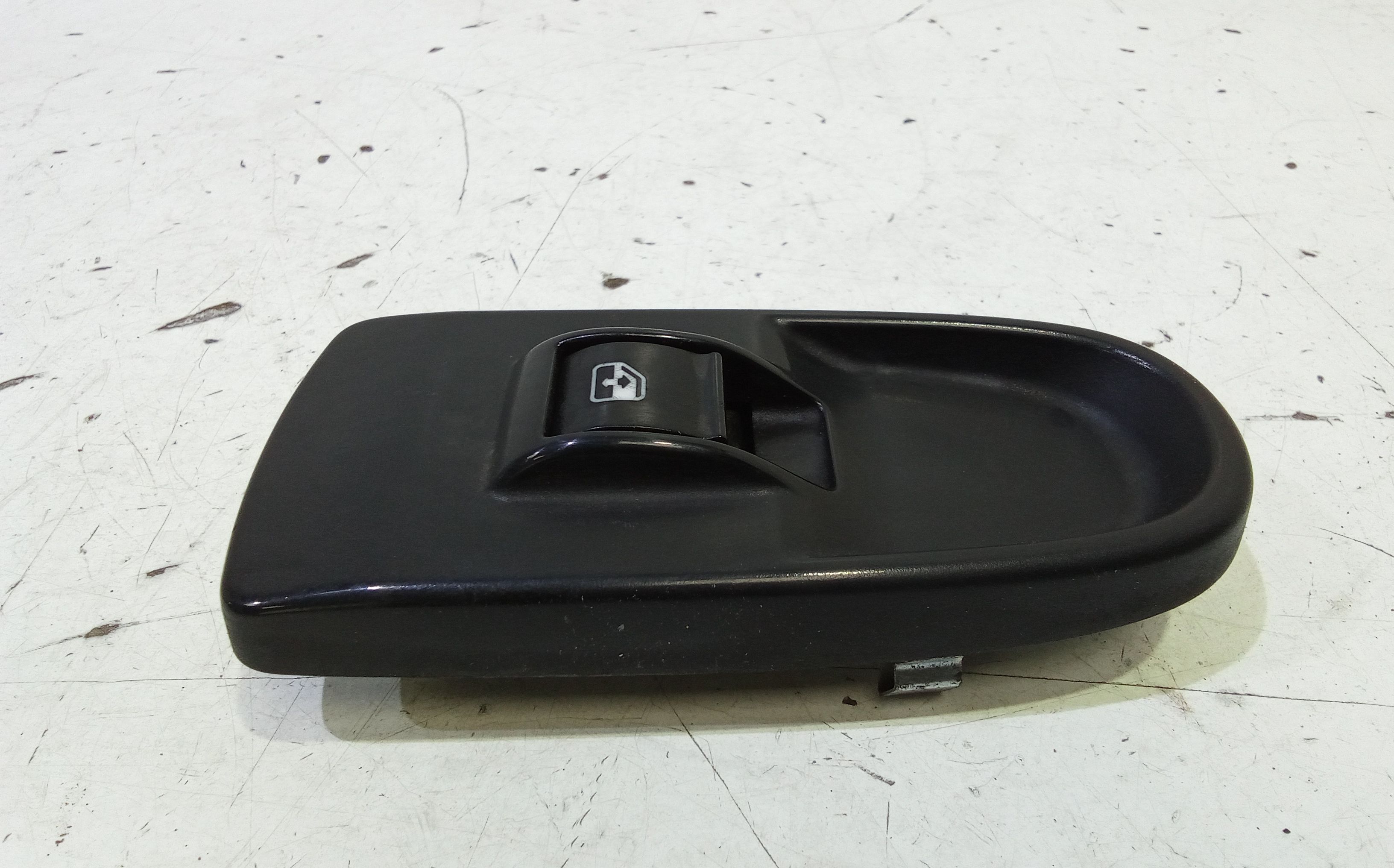 Pulsantiera Anteriore Destra Passeggero IVECO Daily 4 Serie