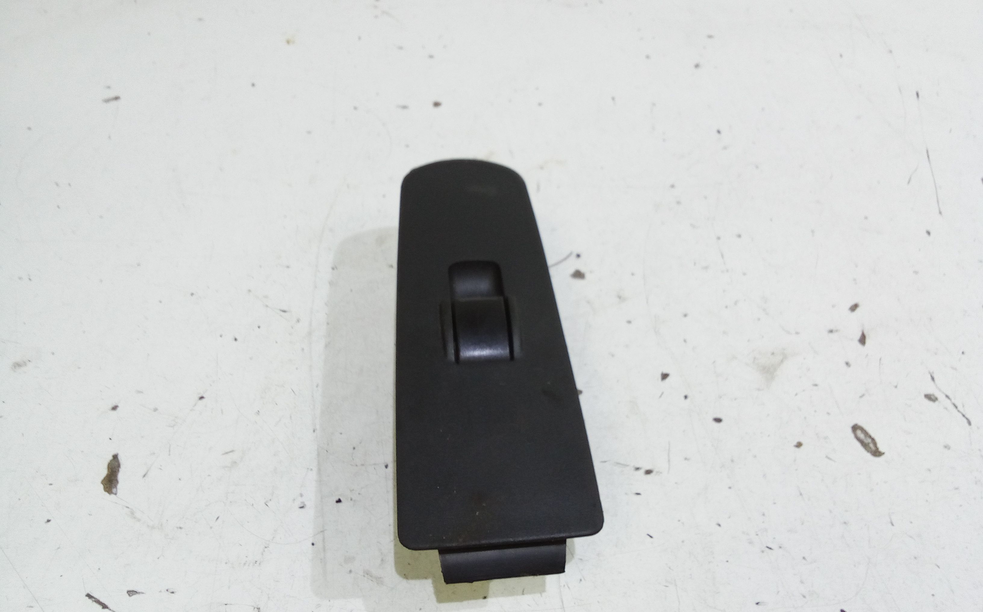 Pulsantiera Anteriore Destra Passeggero MITSUBISHI Colt Serie 3P (Z30)  (04>12)