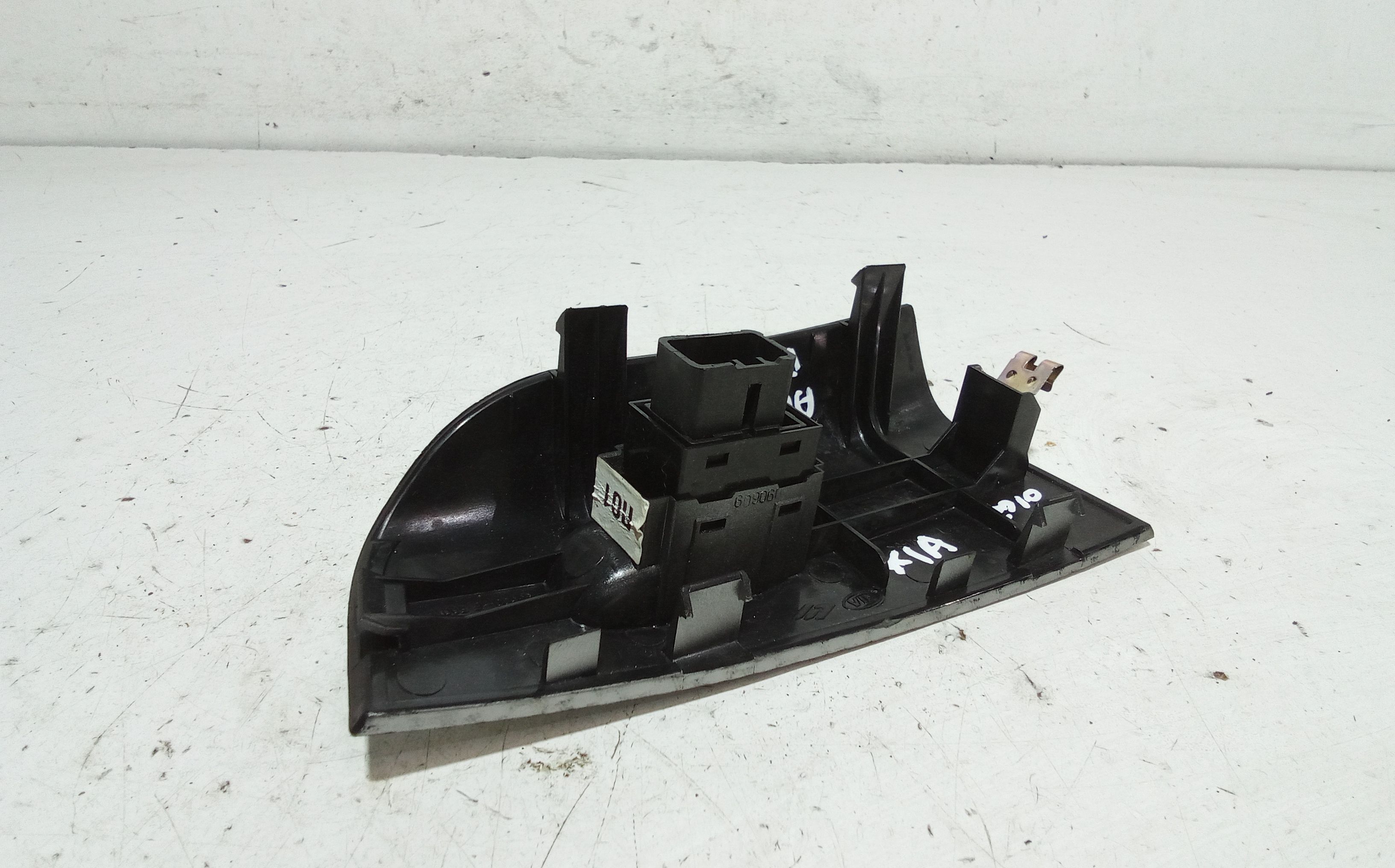 Pulsantiera Anteriore Destra Passeggero KIA Sportage Serie (04>10)