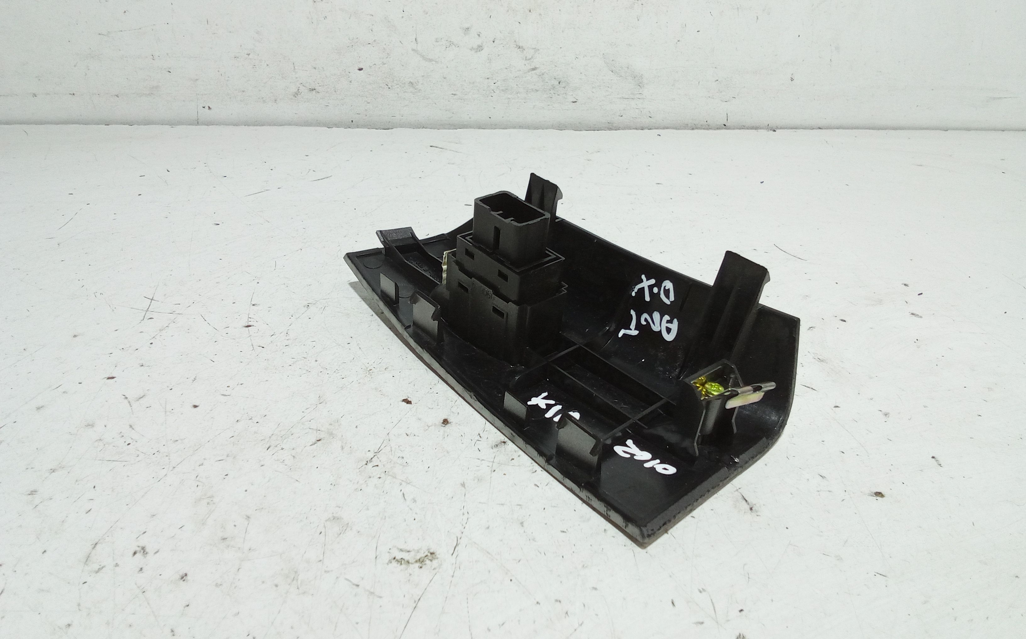 Pulsantiera Anteriore Destra Passeggero KIA Sportage Serie (04>10)