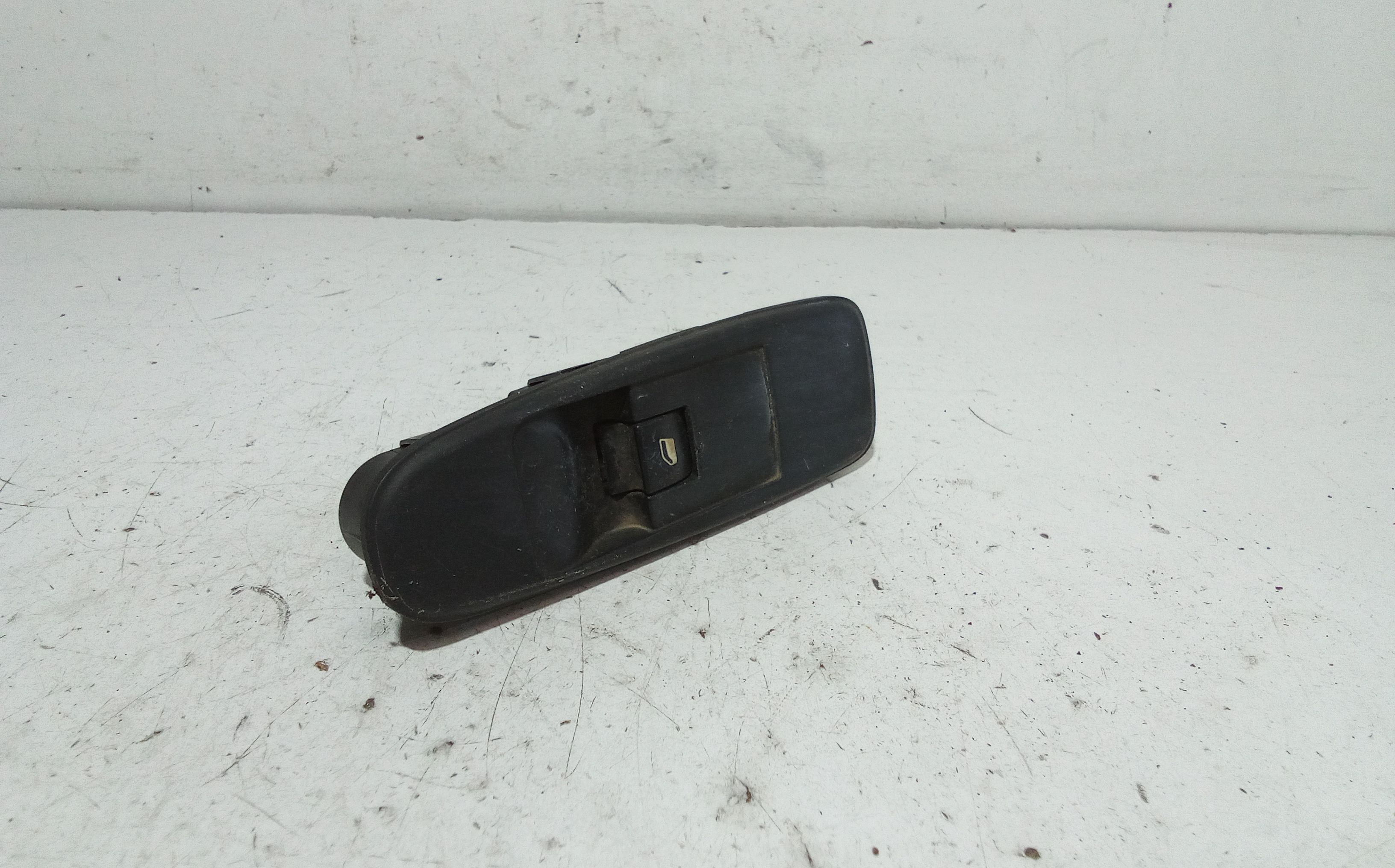 Pulsantiera Anteriore Destra Passeggero CITROEN C4 Grand Picasso (06>13)