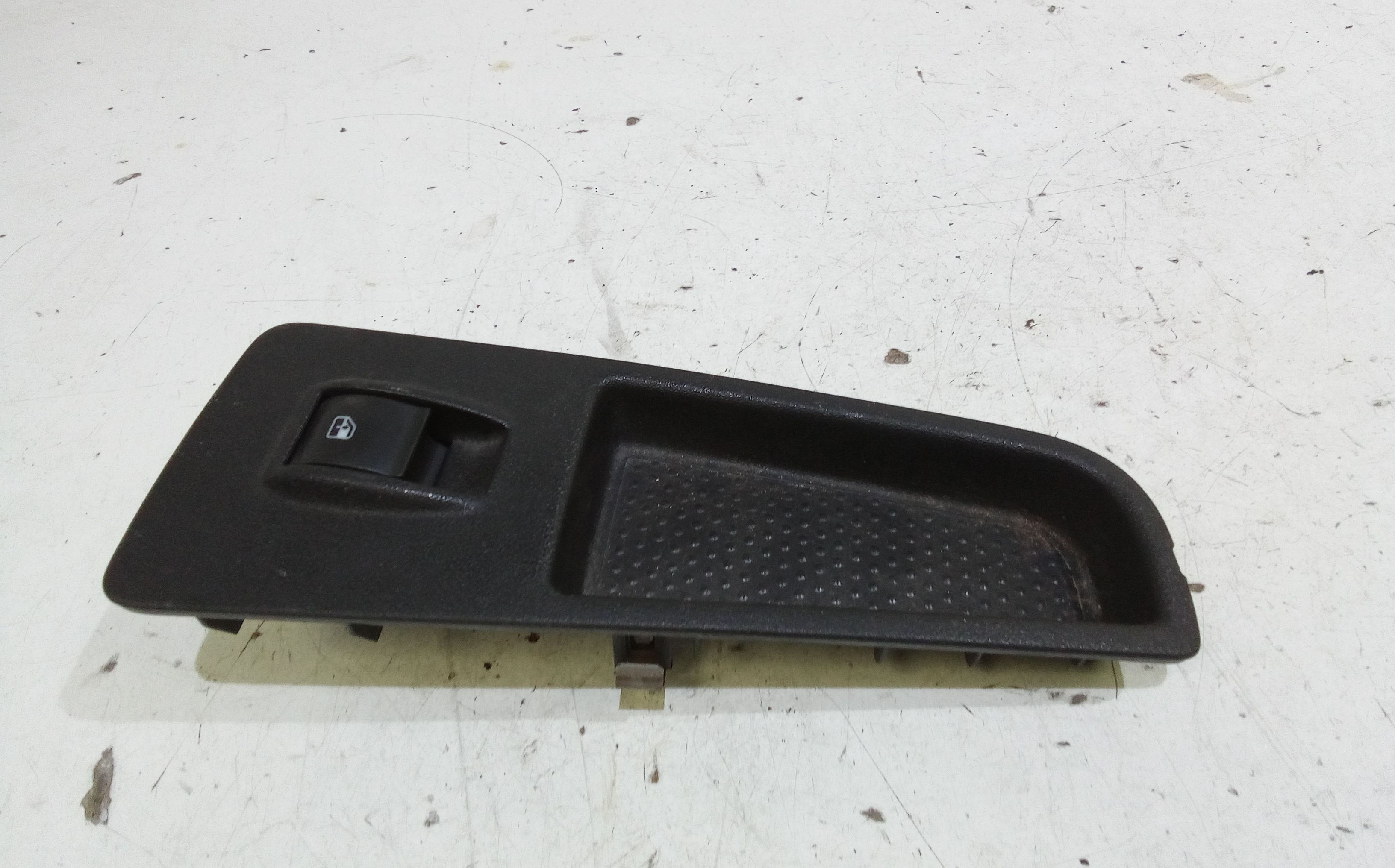 Pulsantiera Anteriore Destra Passeggero FIAT Grande Punto 1 Serie