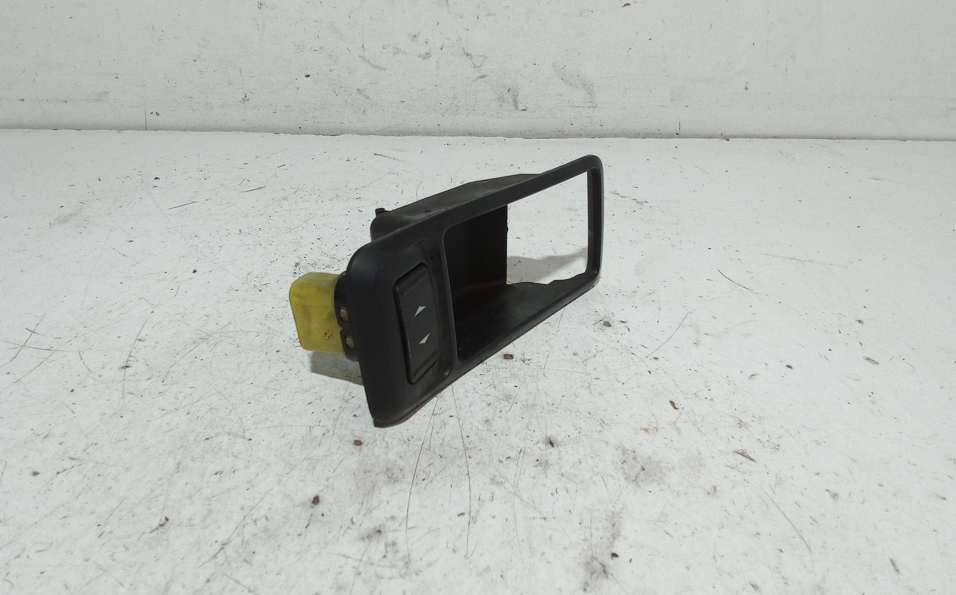 Pulsantiera Anteriore Destra Passeggero FORD Focus Berlina 3 Serie