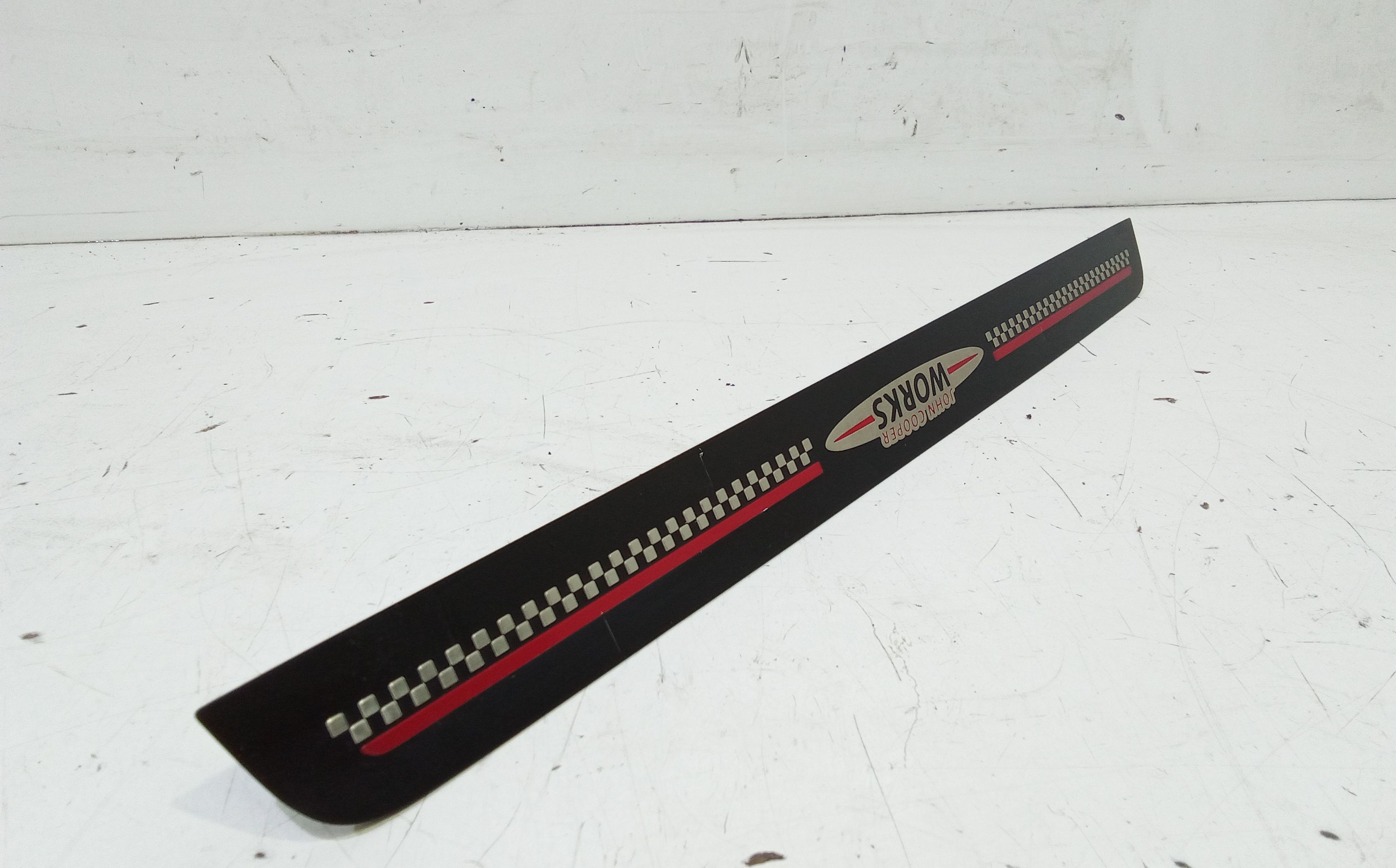 Batticalcagno anteriore sinistro MINI Countryman S (16>)