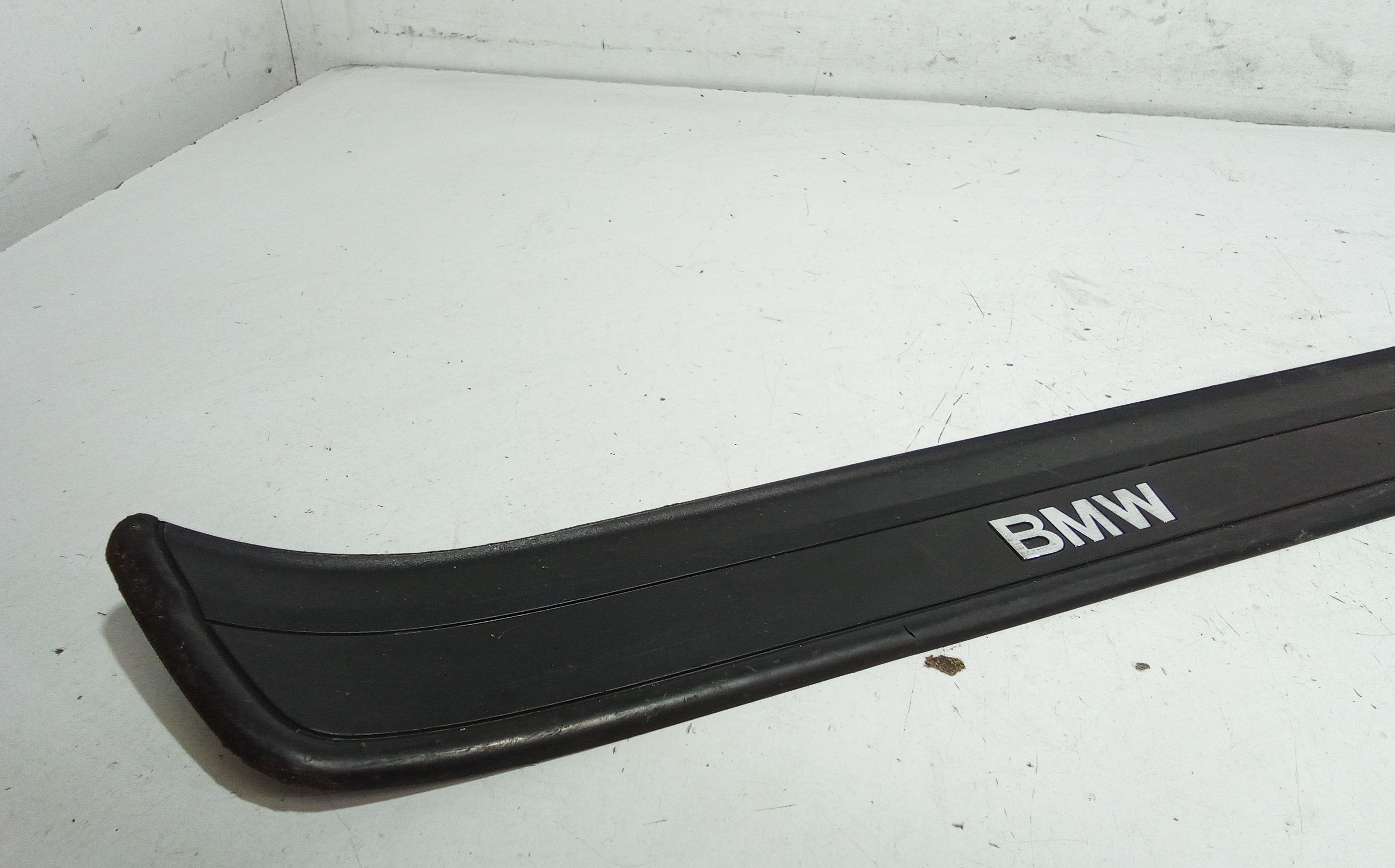 Batticalcagno anteriore sinistro BMW Serie 3 E90 Berlina