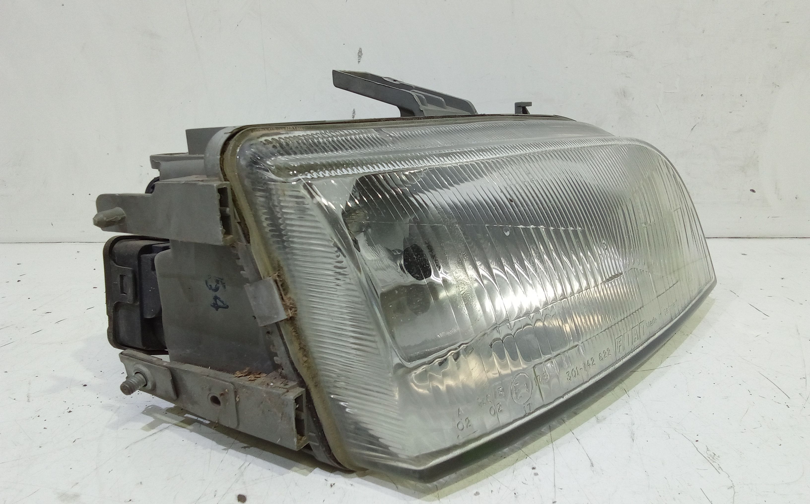 Faro anteriore Destro Passeggero FIAT Punto Berlina 3P