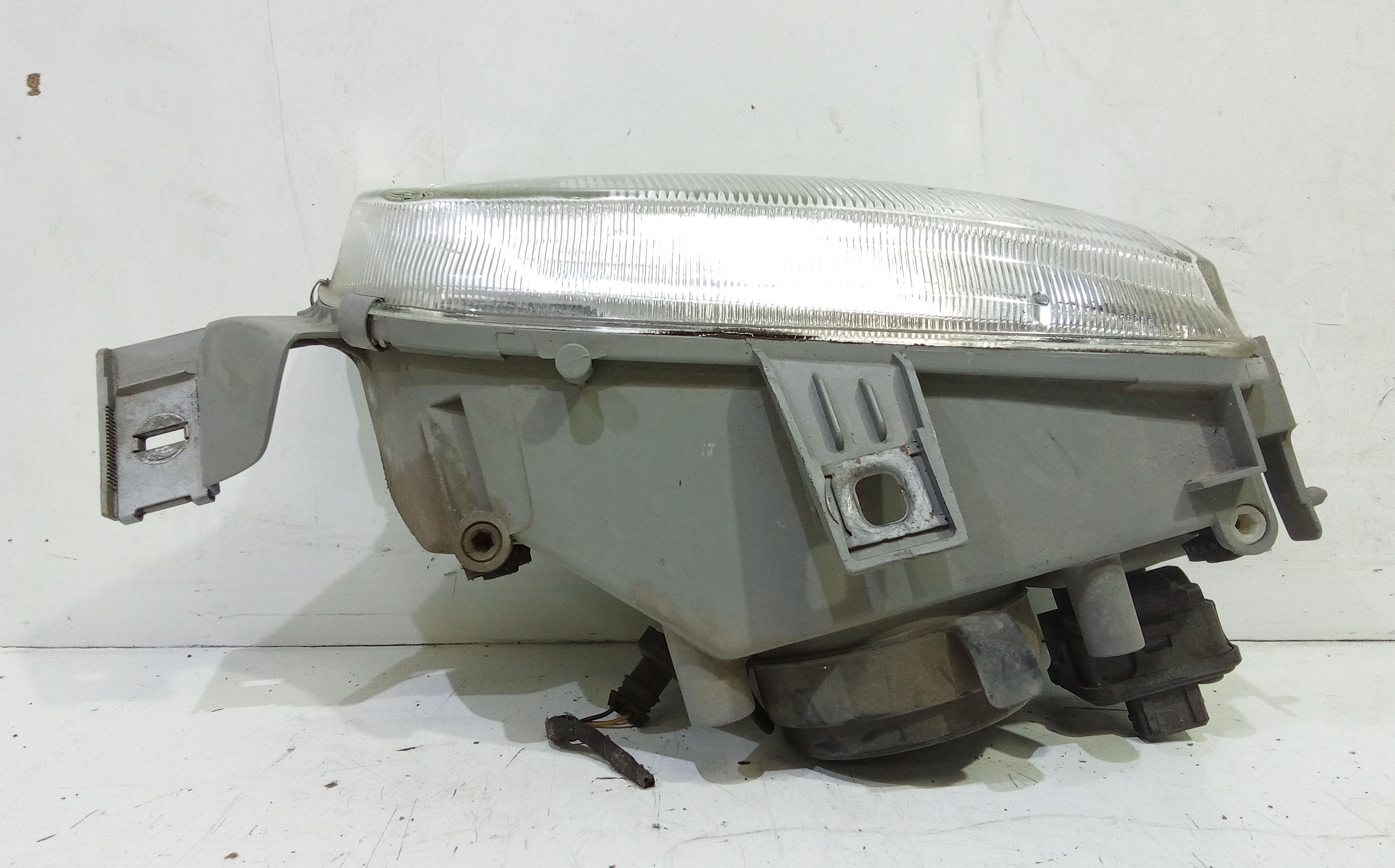 Faro anteriore Destro Passeggero FIAT Punto Berlina 3P