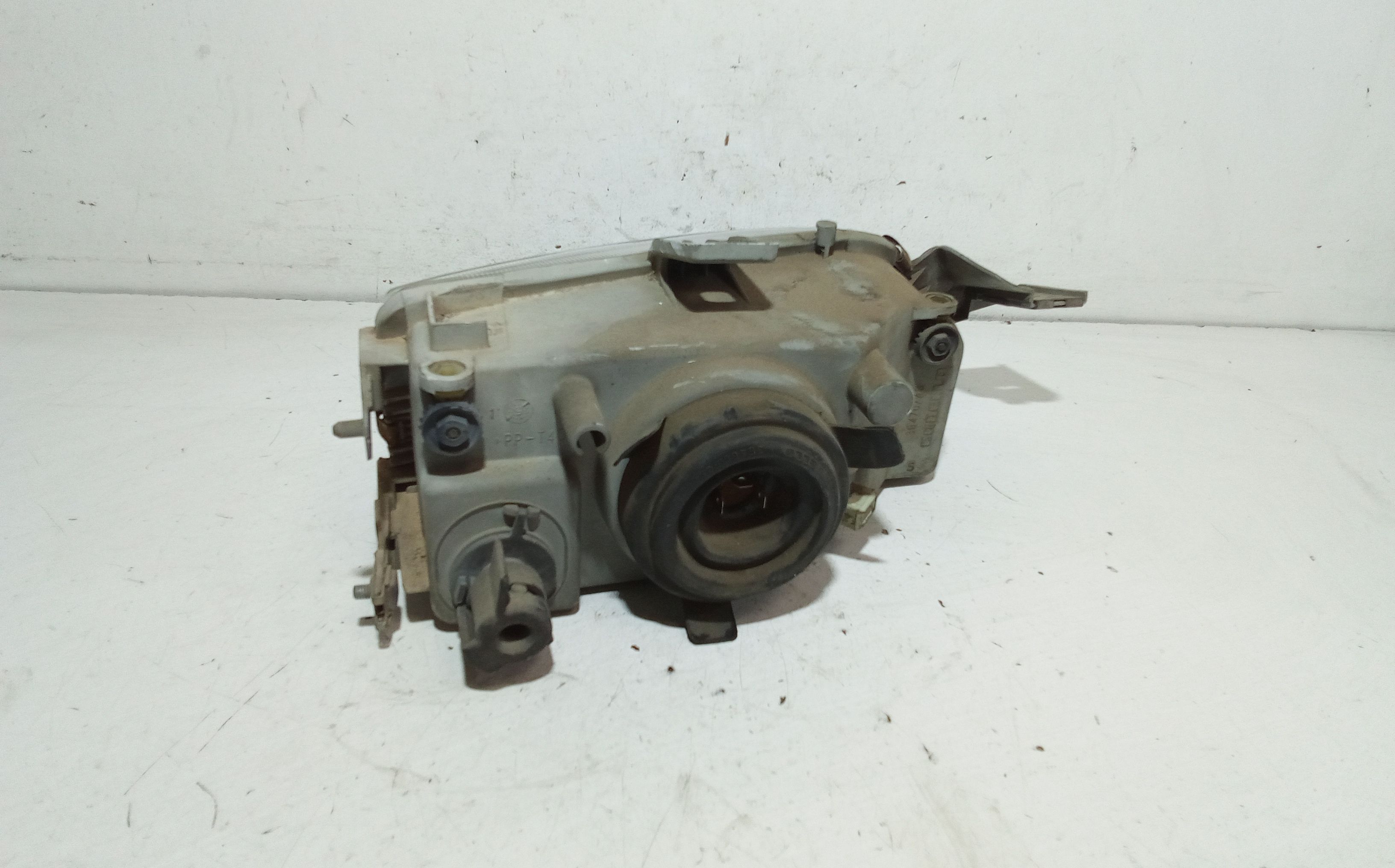 Faro anteriore Sinistro Guida FIAT Punto Berlina 3P