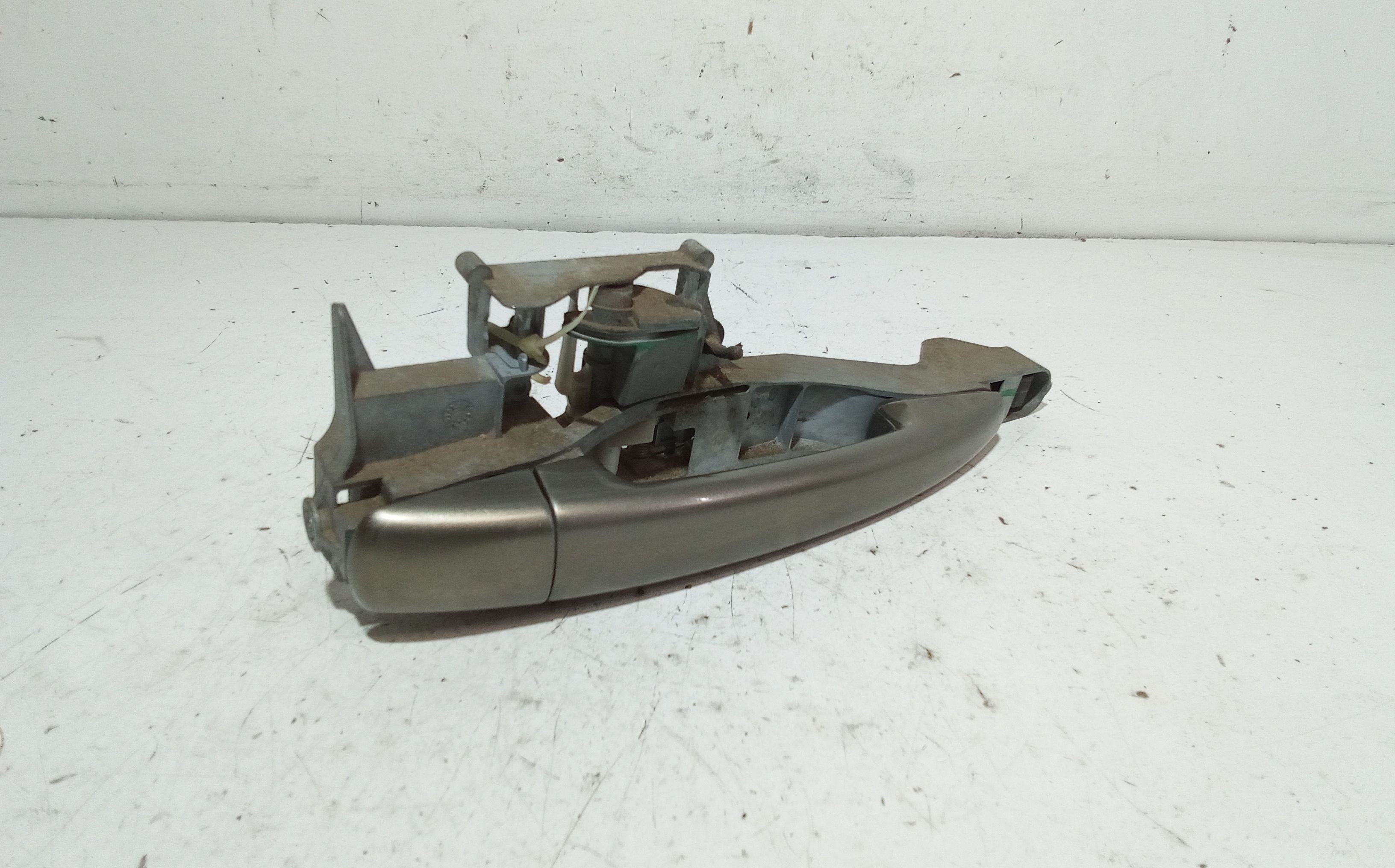 Maniglia esterna Posteriore Destra CITROEN C4 Grand Picasso (06>13)