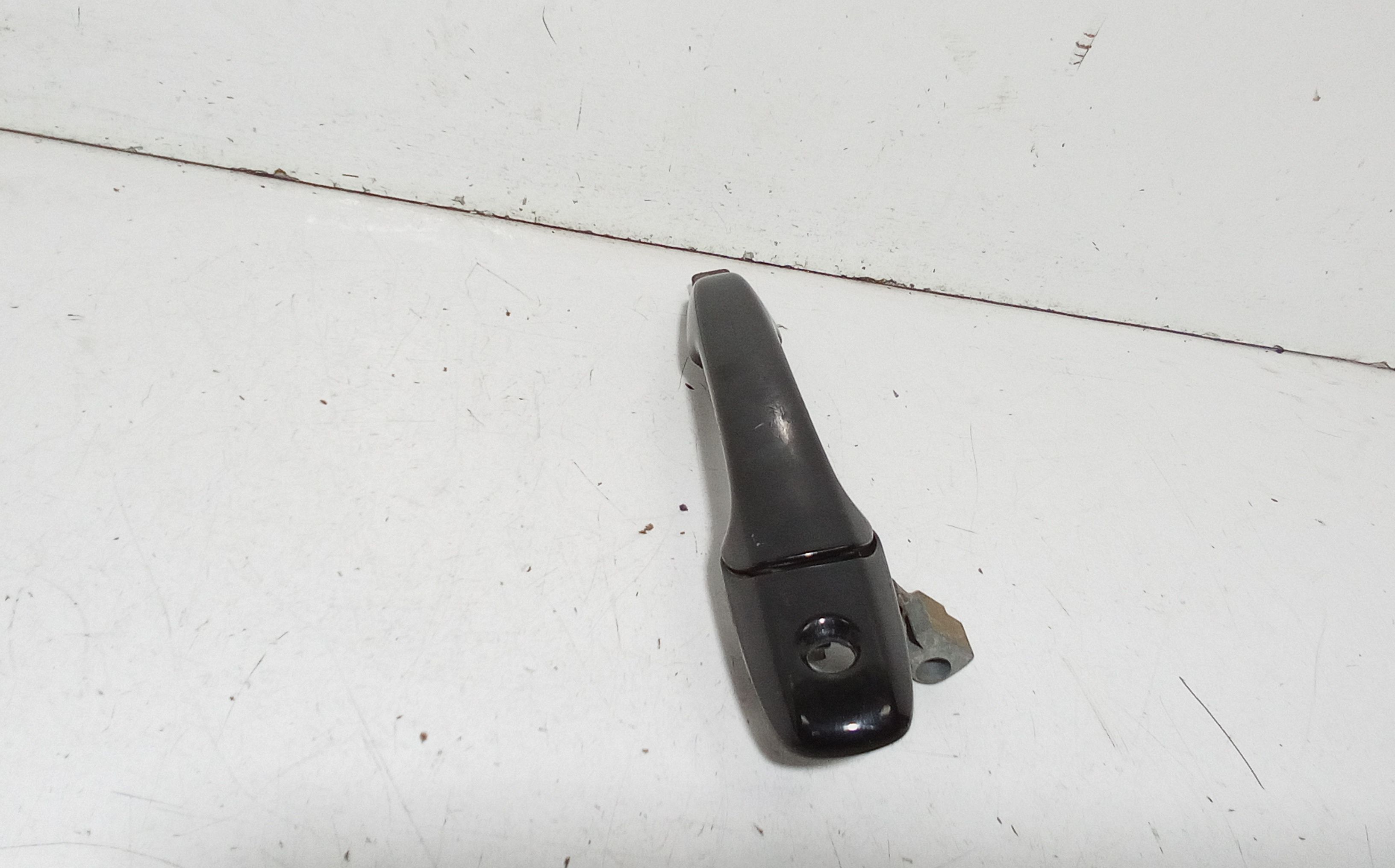 Maniglia esterna Anteriore Sinistra MAZDA 3 Berlina Serie (03>09)