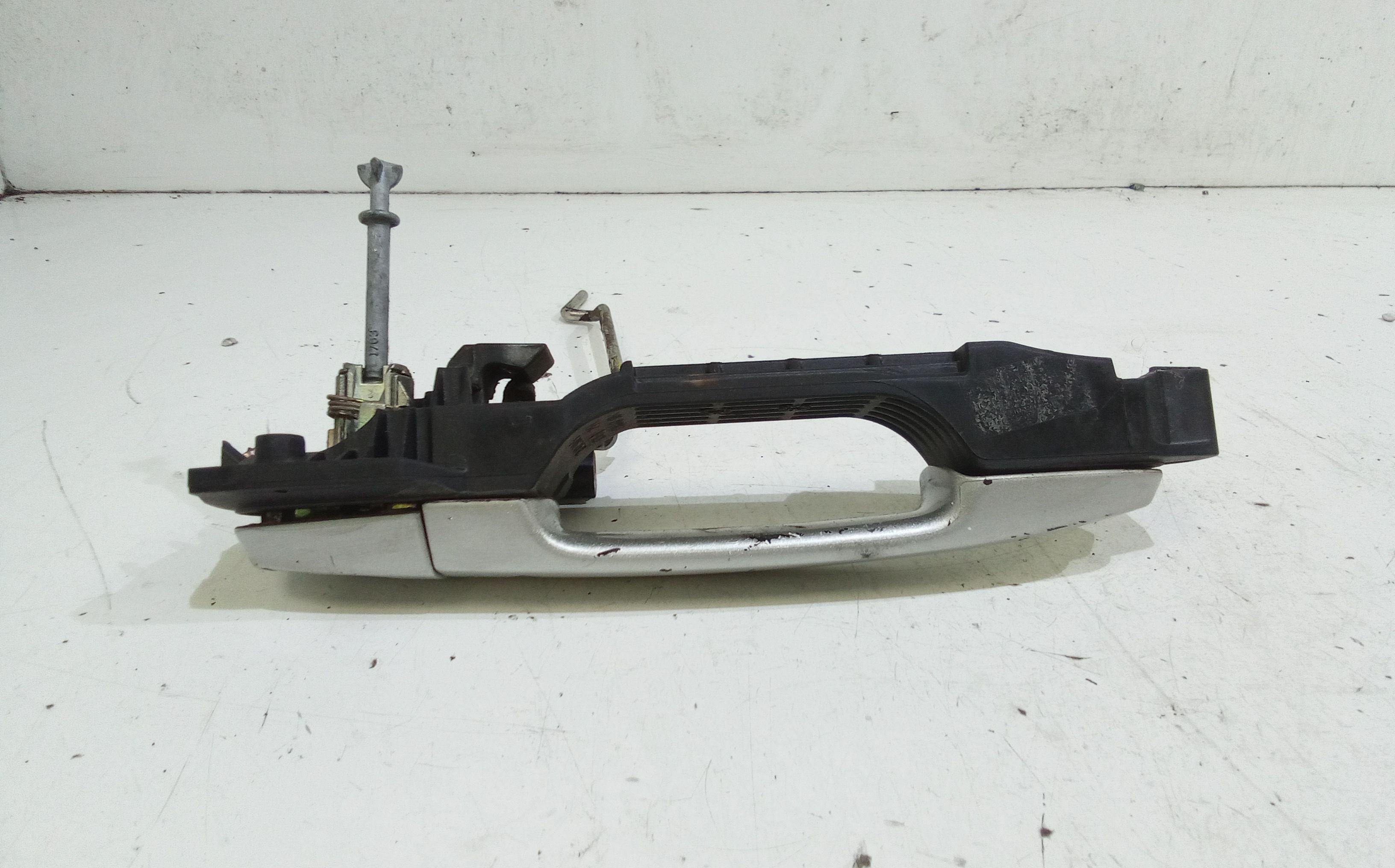 Maniglia esterna Anteriore Sinistra TOYOTA Corolla Berlina 4 Serie