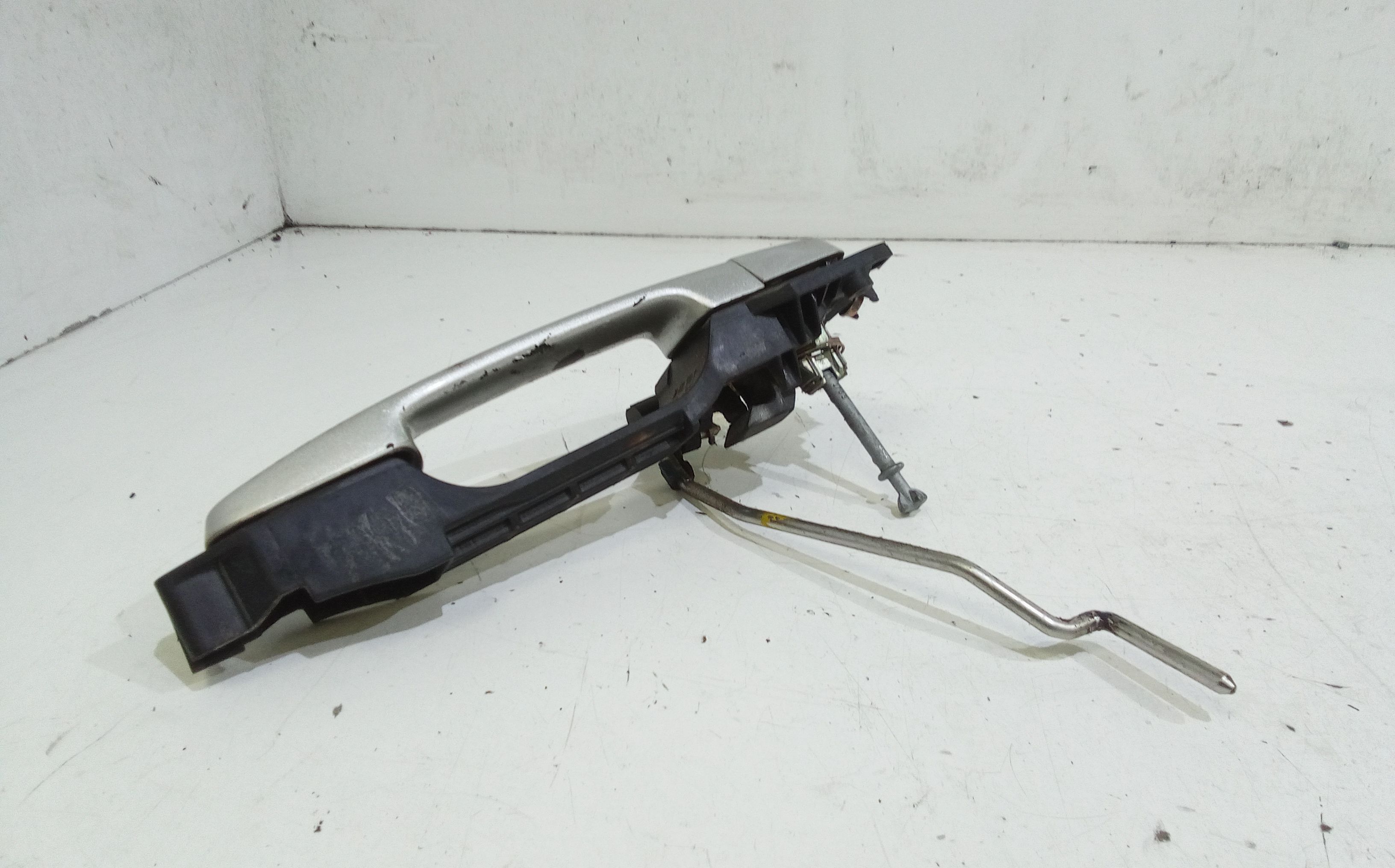 Maniglia esterna Anteriore Sinistra TOYOTA Corolla Berlina 4 Serie