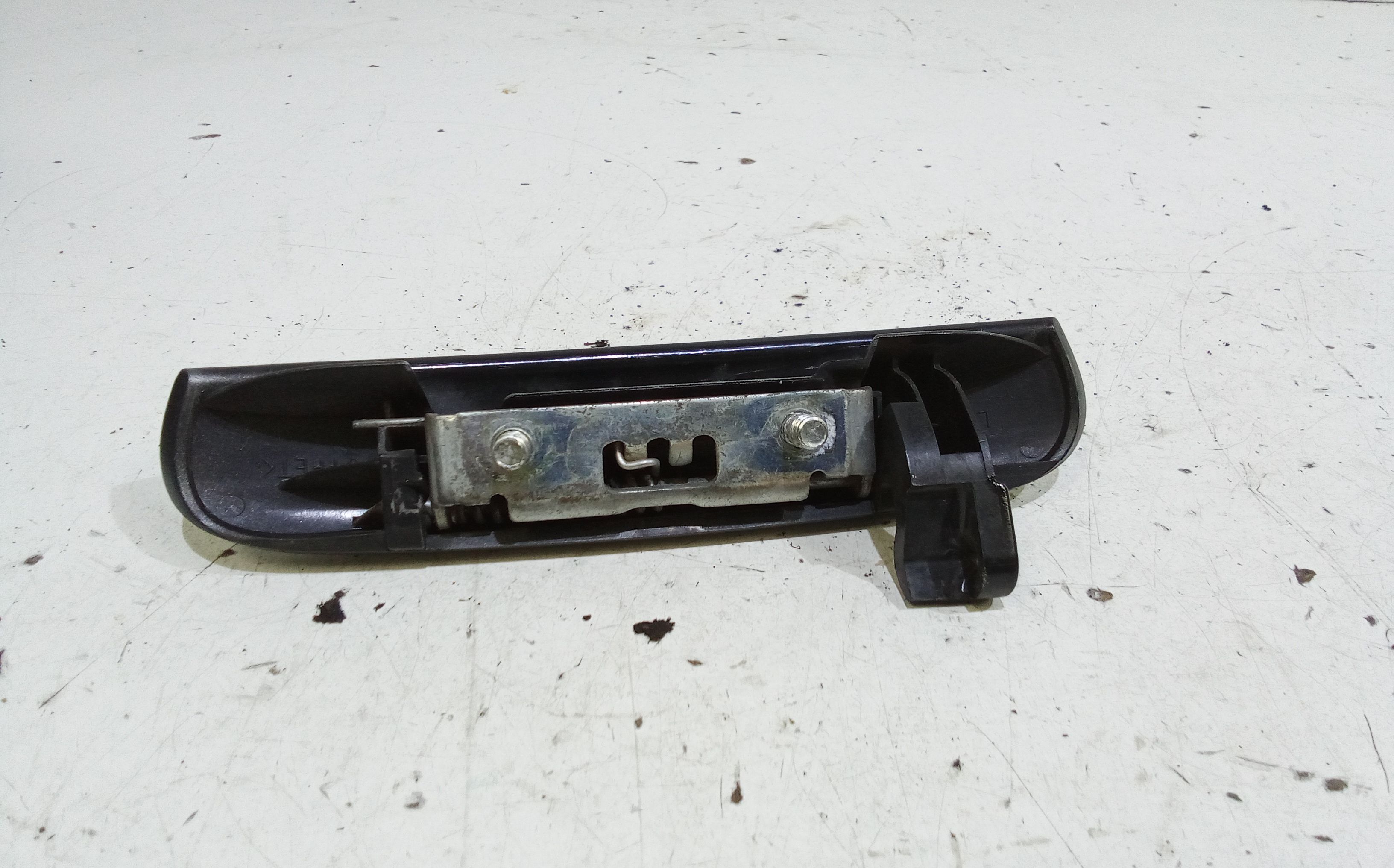 Maniglia esterna Anteriore Sinistra MITSUBISHI Colt Serie 5P (Z) (06>12)