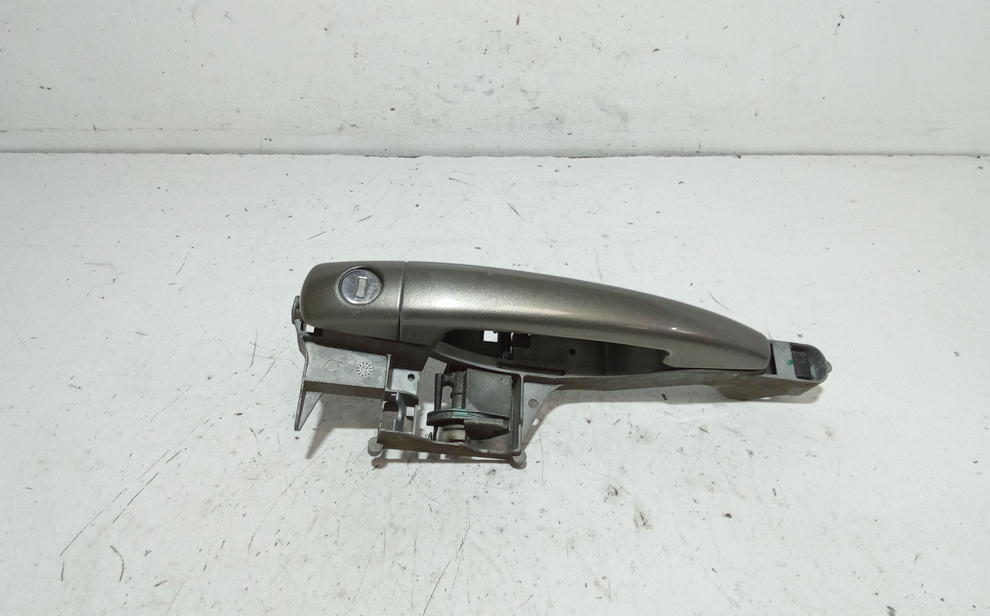 Maniglia esterna Anteriore Sinistra CITROEN C4 Grand Picasso (06>13)