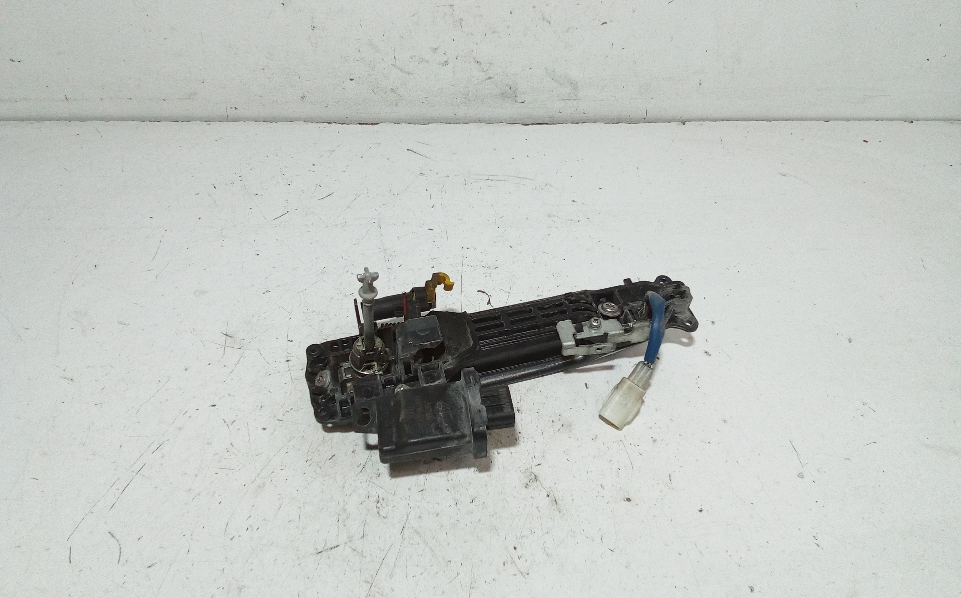 Maniglia esterna Anteriore Sinistra TOYOTA Rav4 4 Serie