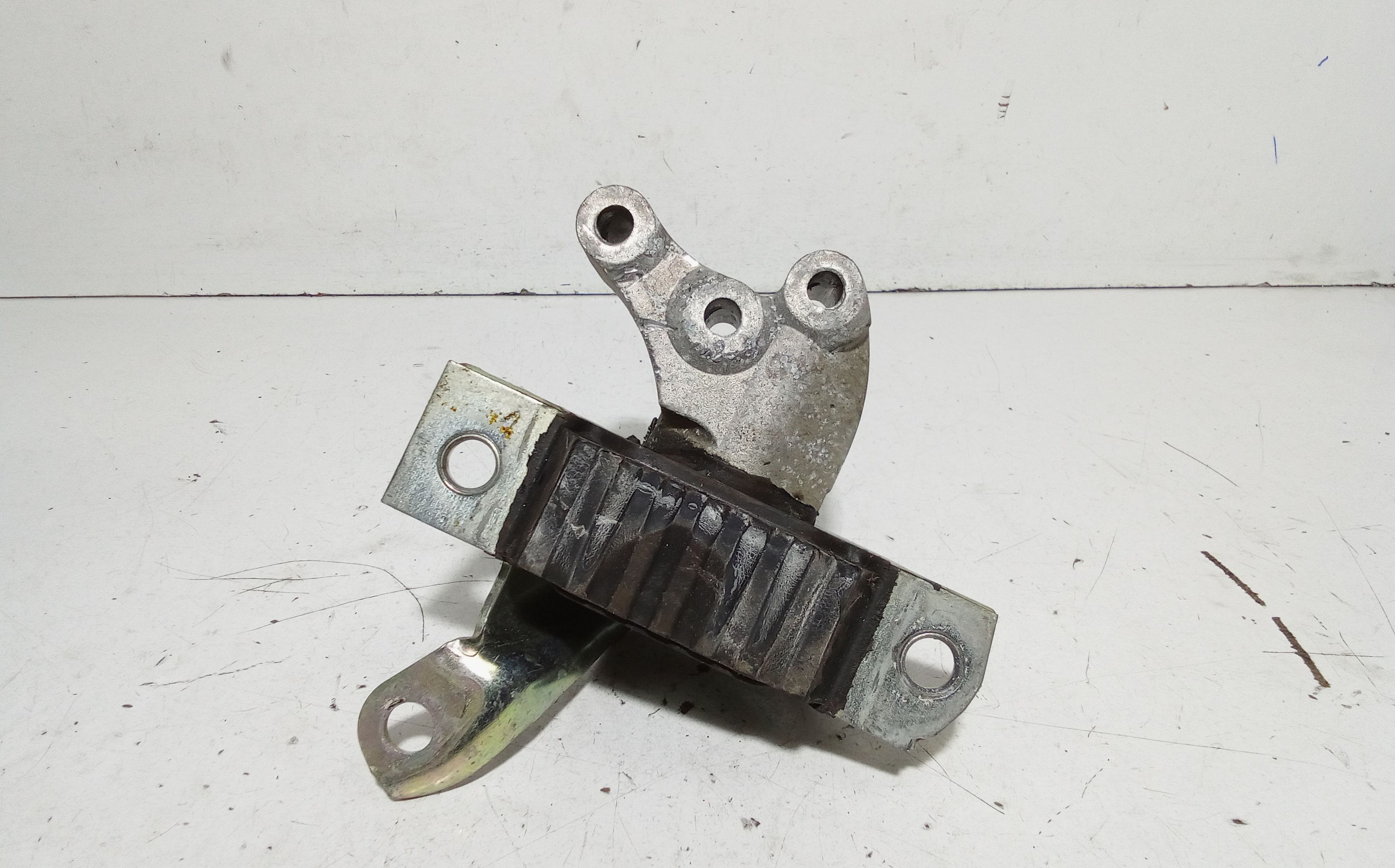 Supporto motore LANCIA Ypsilon 4 Serie