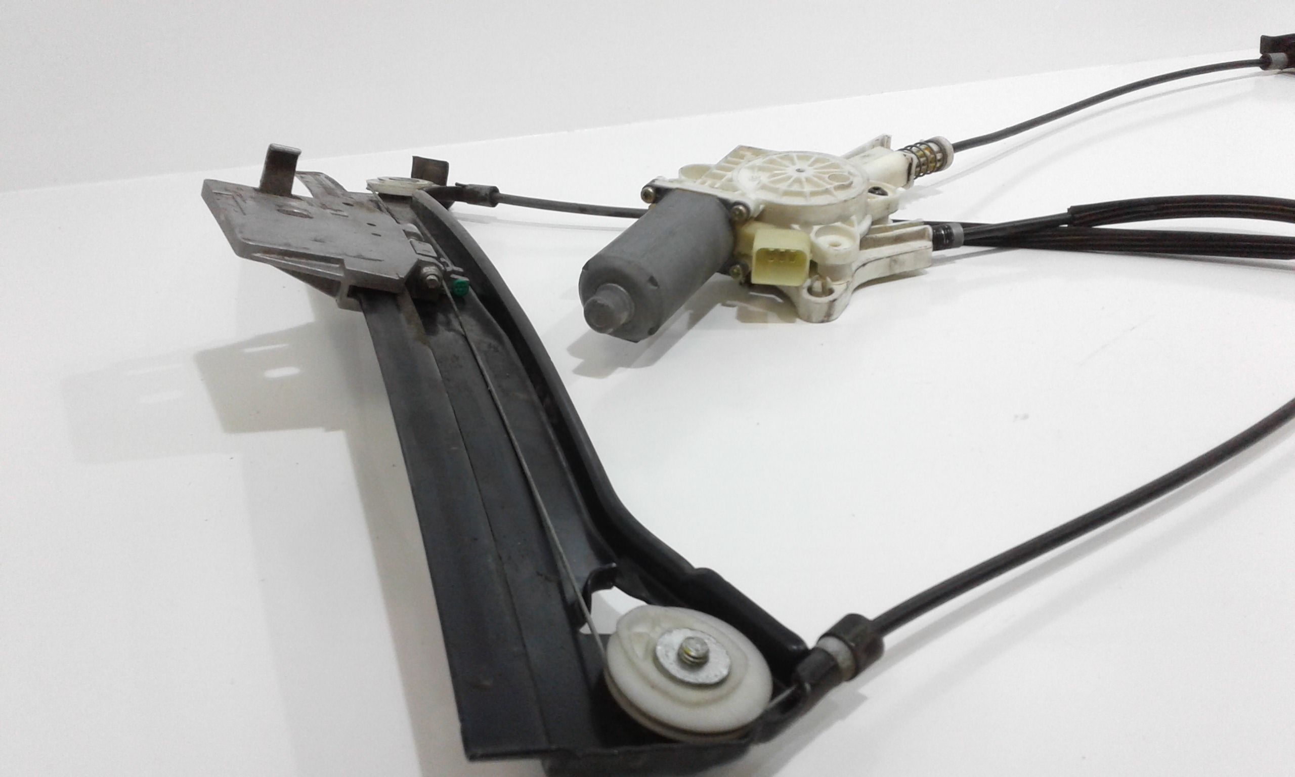 Cremagliera anteriore sinistra Guida MERCEDES CLK Coup W208