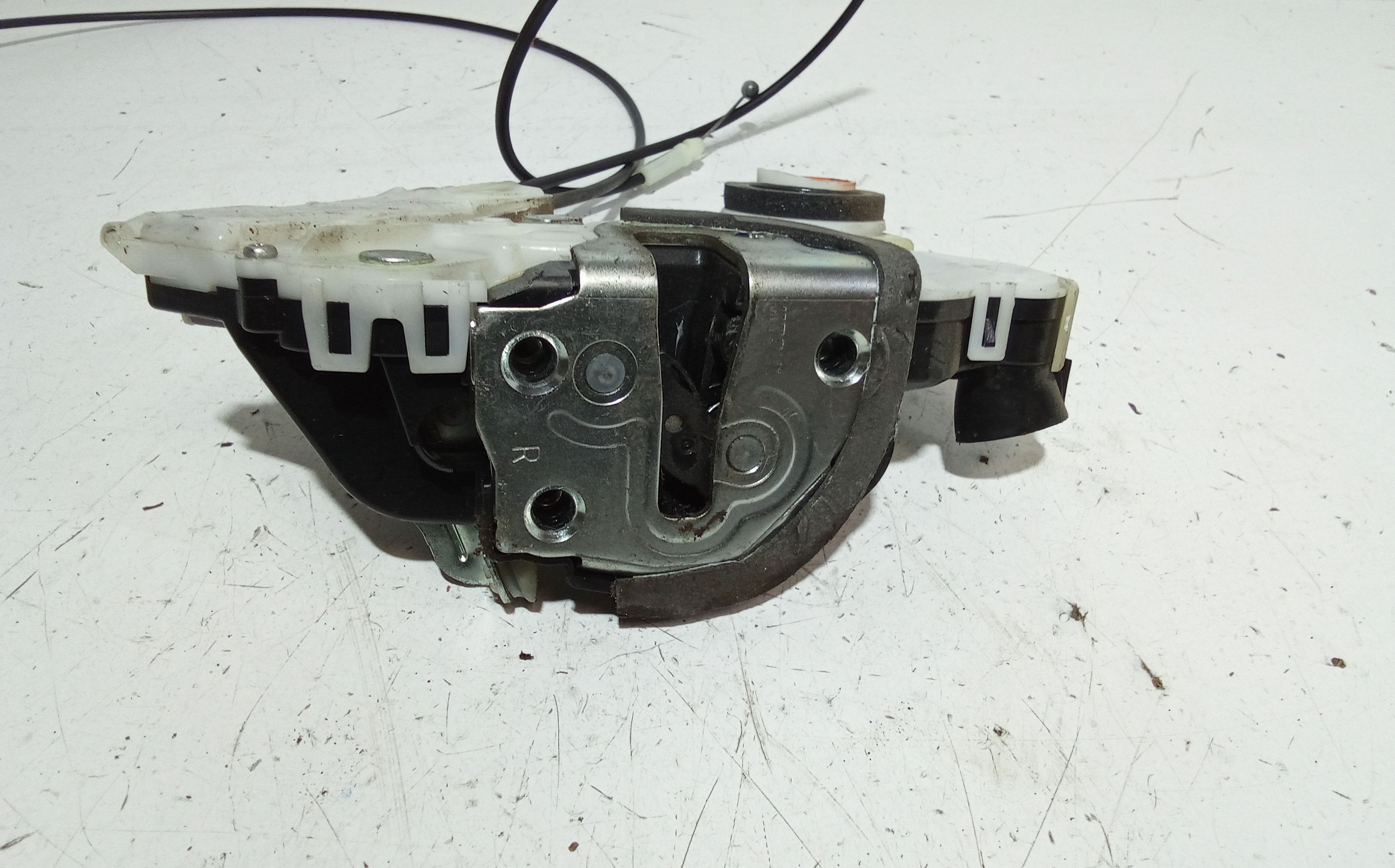 Serratura Anteriore Destra TOYOTA Yaris Serie (08>11)