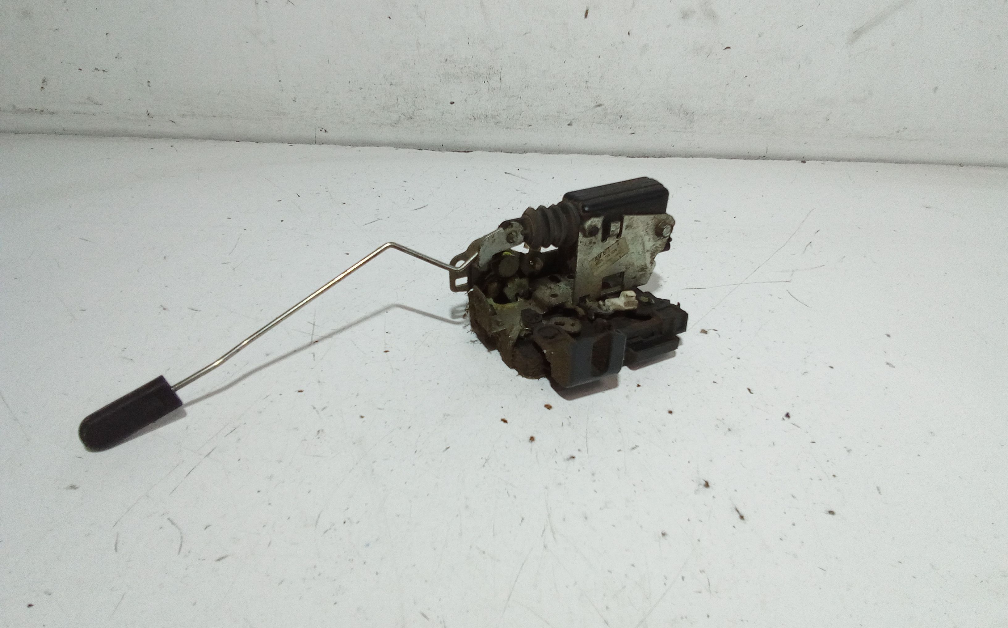 Serratura Anteriore Destra DACIA Sandero 1 Serie