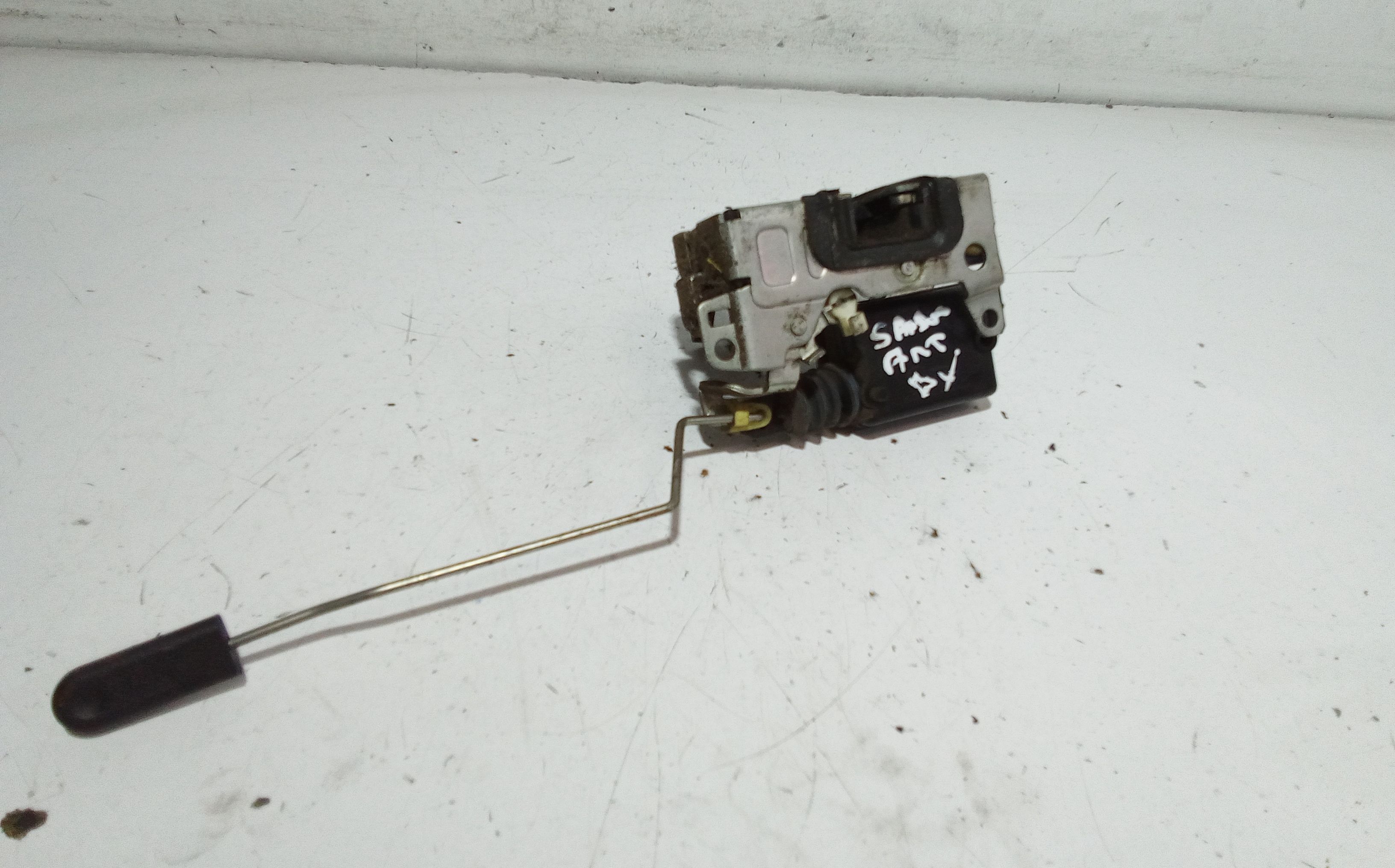 Serratura Anteriore Destra DACIA Sandero 1 Serie