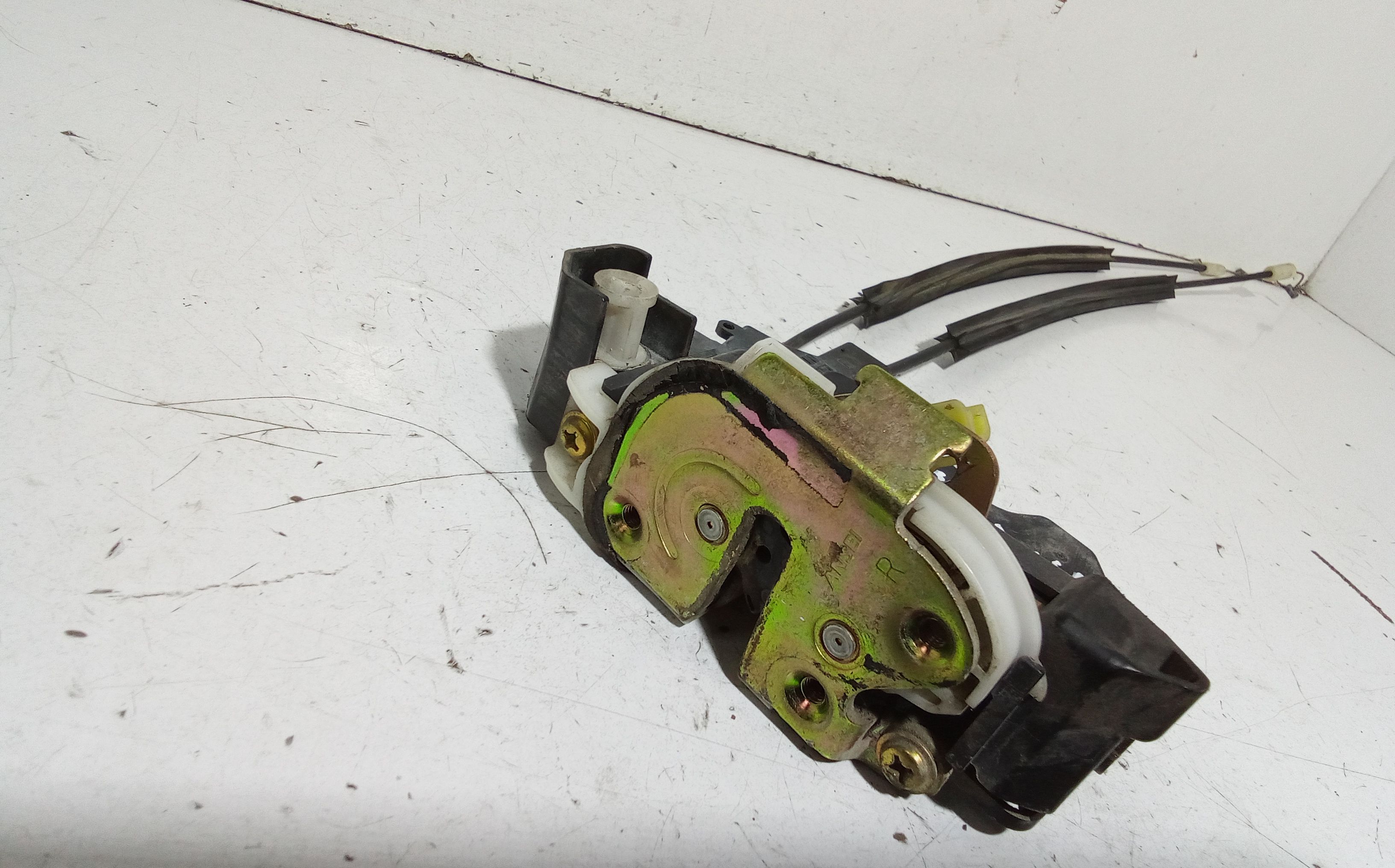 Serratura Anteriore Destra MITSUBISHI Colt Serie 5P (Z) (06>12)