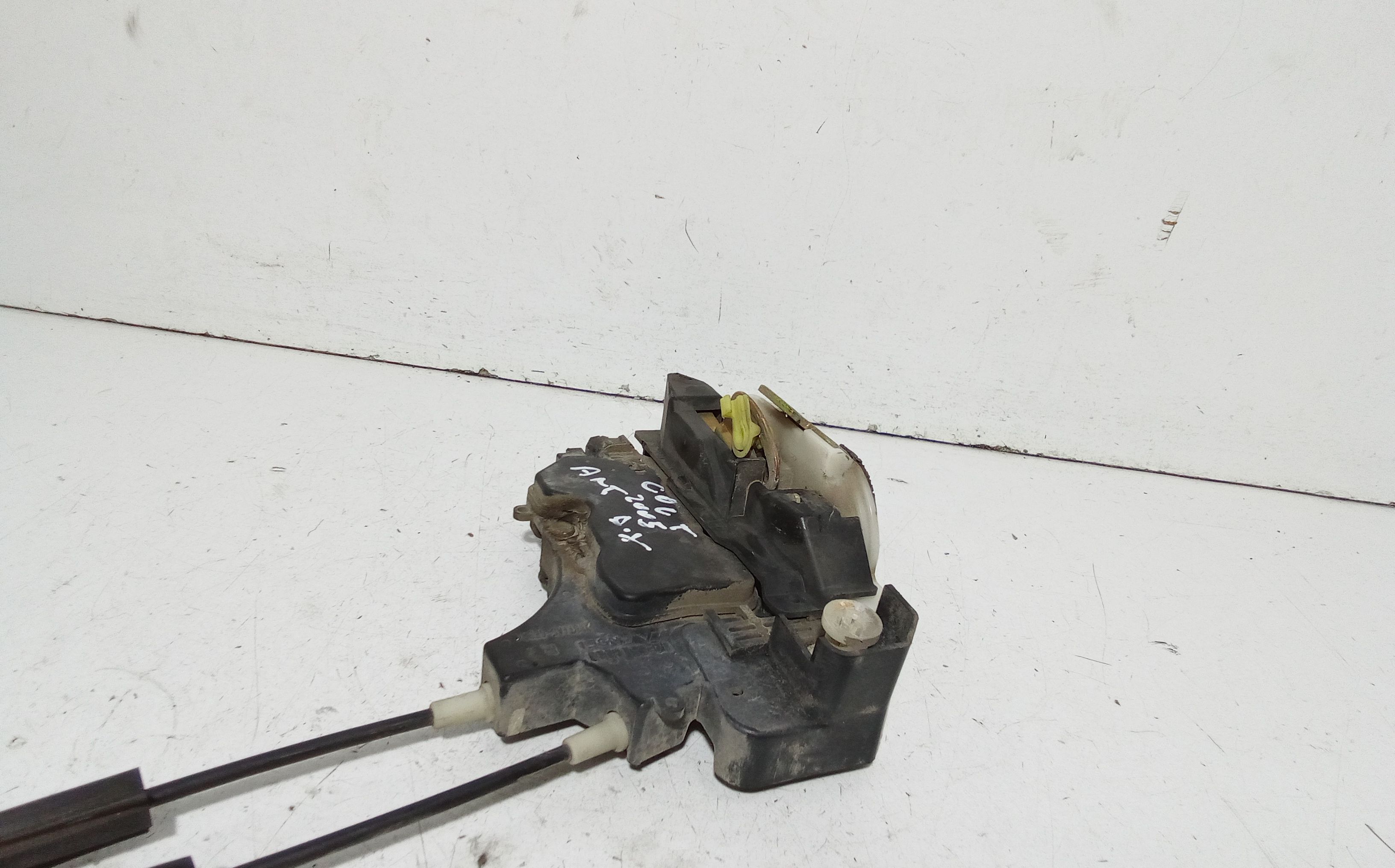 Serratura Anteriore Destra MITSUBISHI Colt Serie 5P (Z) (06>12)