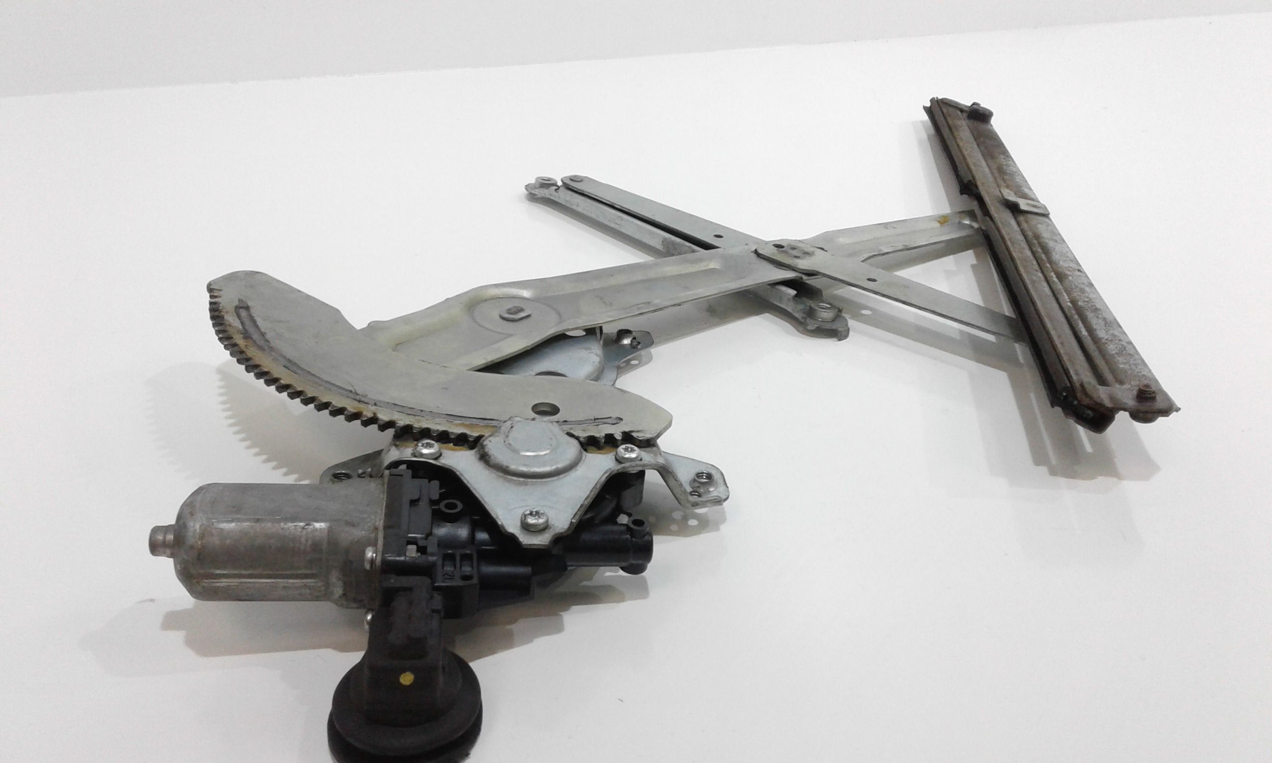 Cremagliera anteriore sinistra Guida SUZUKI Swift 4 Serie