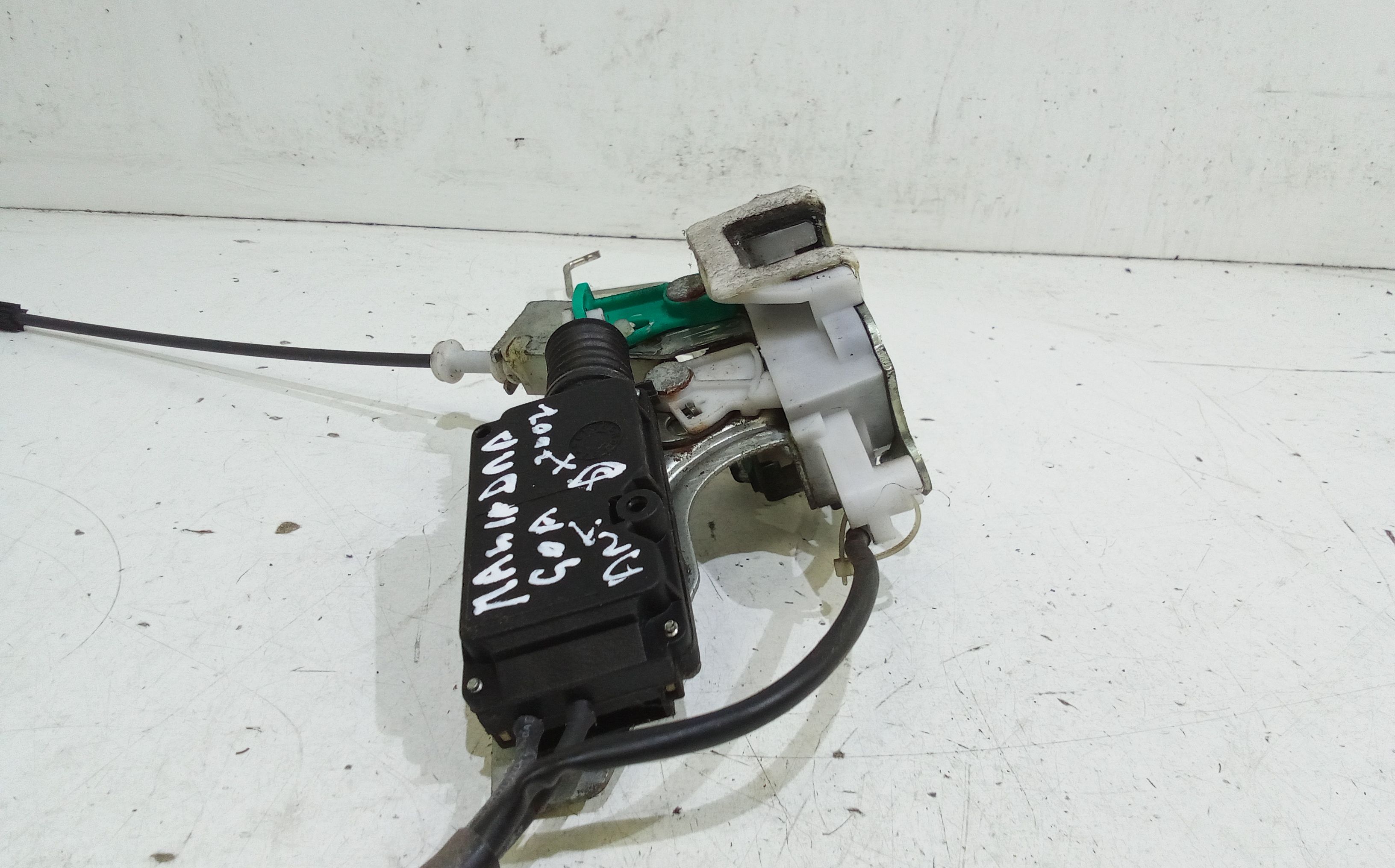 Serratura Anteriore Destra MAHINDRA GOA Serie