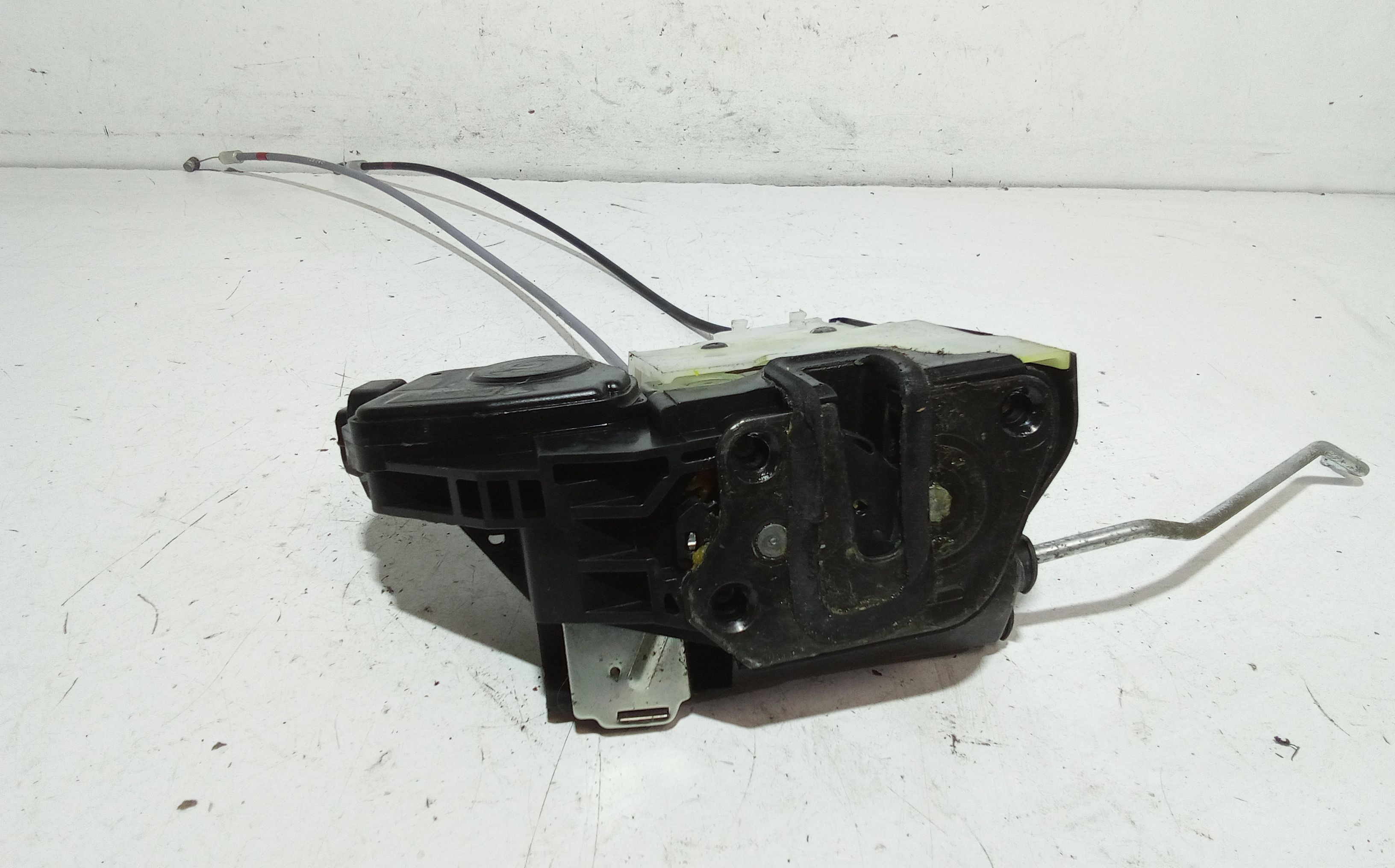 Serratura Anteriore Destra KIA Sportage Serie (04>10)