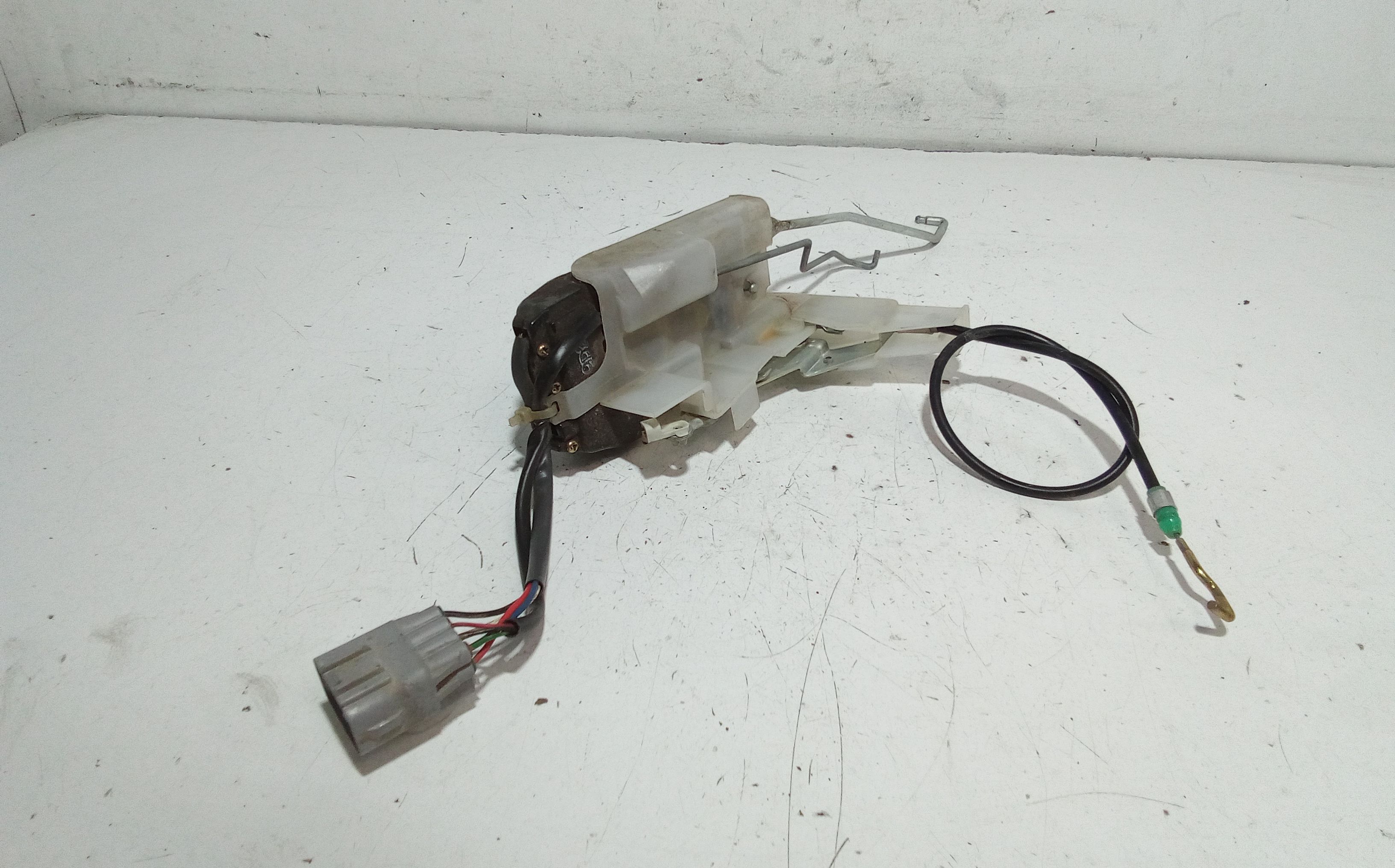 Serratura Anteriore Destra TOYOTA Rav4 1 Serie