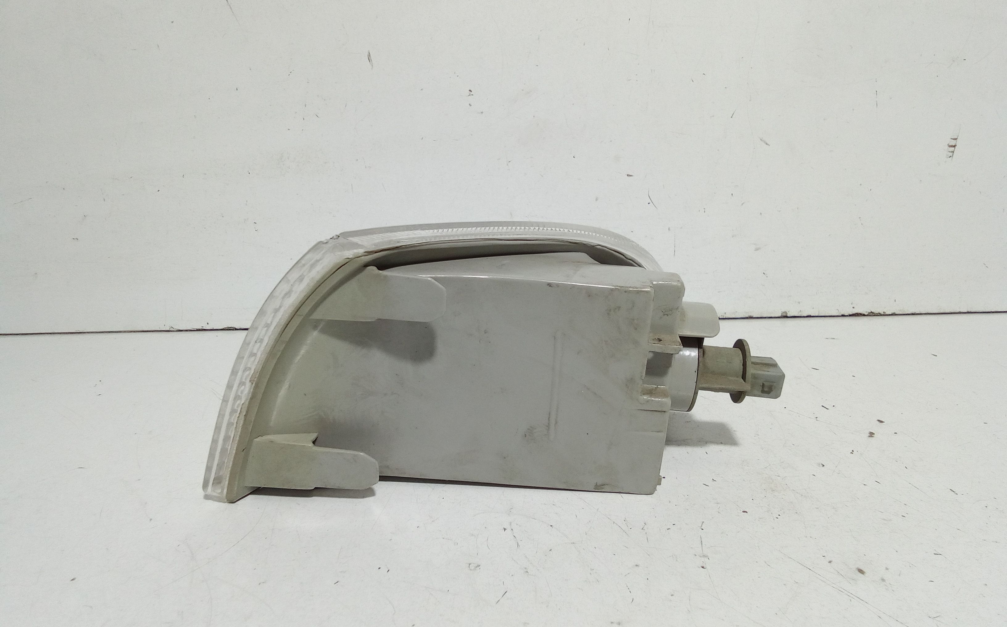 Freccia fanalino ant DX lato passeggero FIAT Punto Berlina 3P