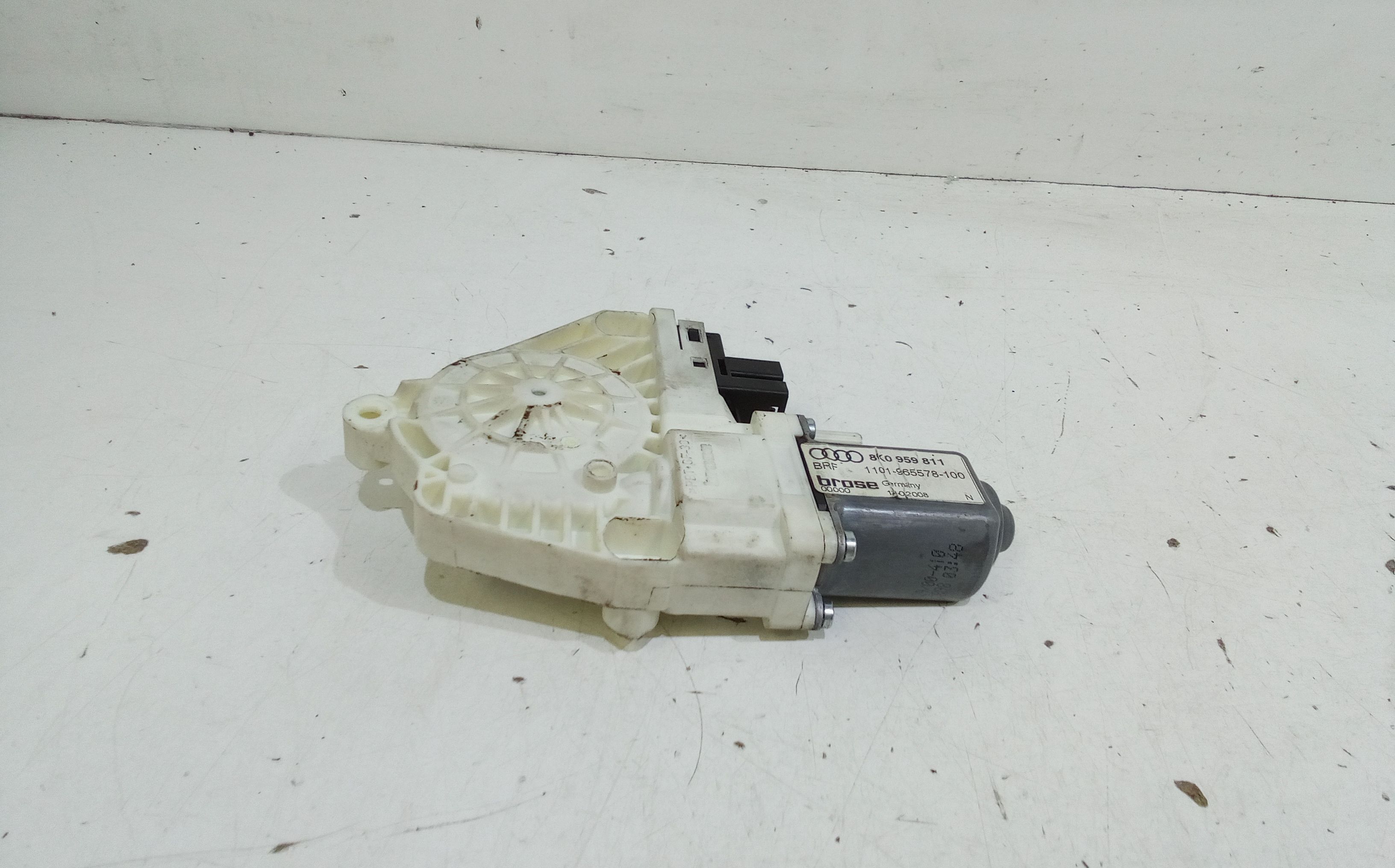 Motorino Alzavetro posteriore Sinistro AUDI A4 Avant (8K5) (08>15)