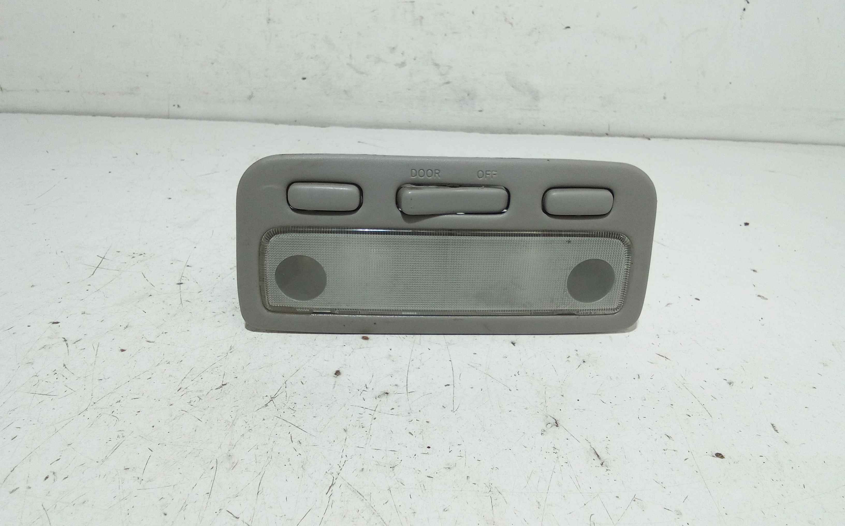 Plafoniera TOYOTA Rav4 1 Serie