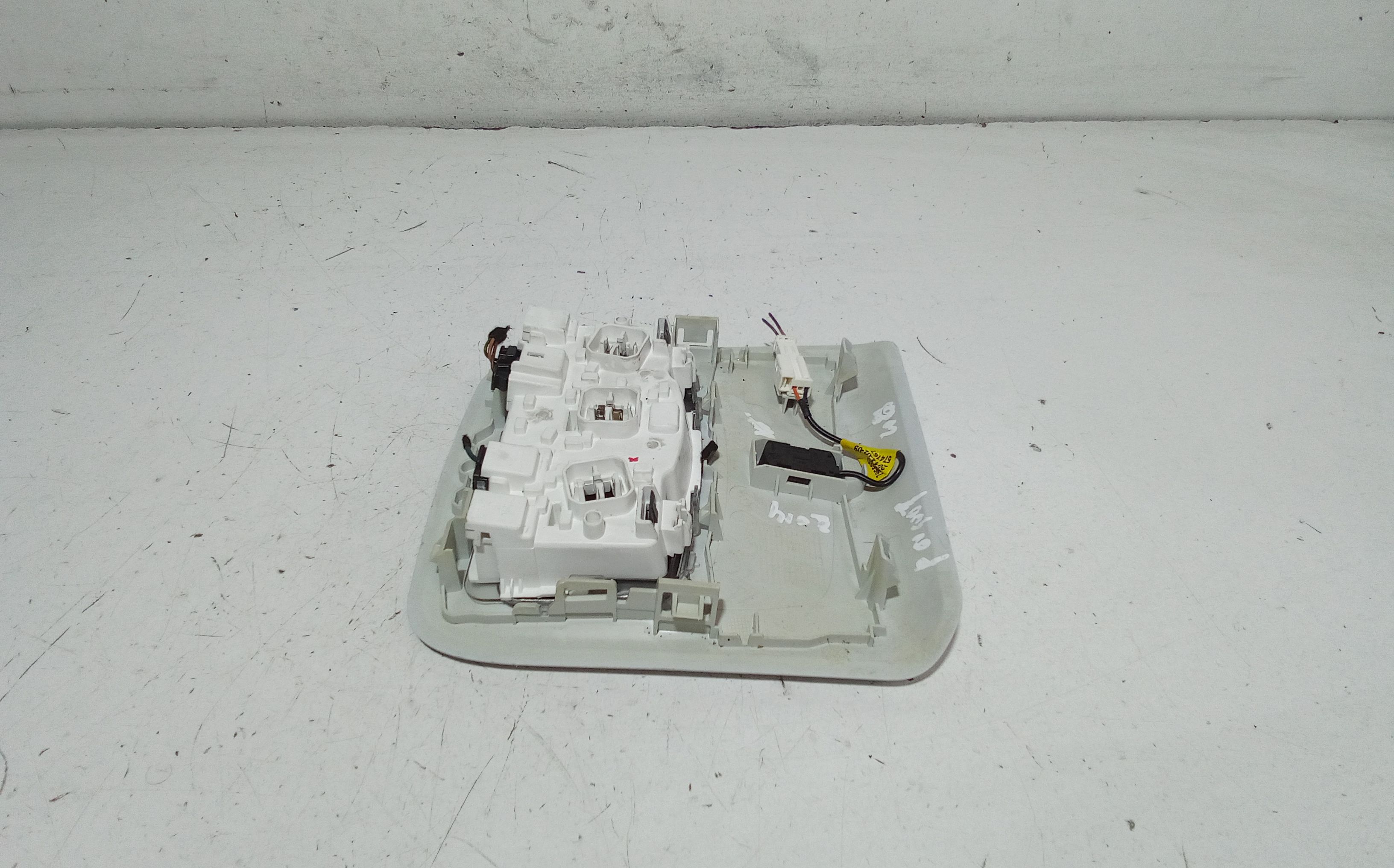 Plafoniera PEUGEOT 208 Serie (12>19)