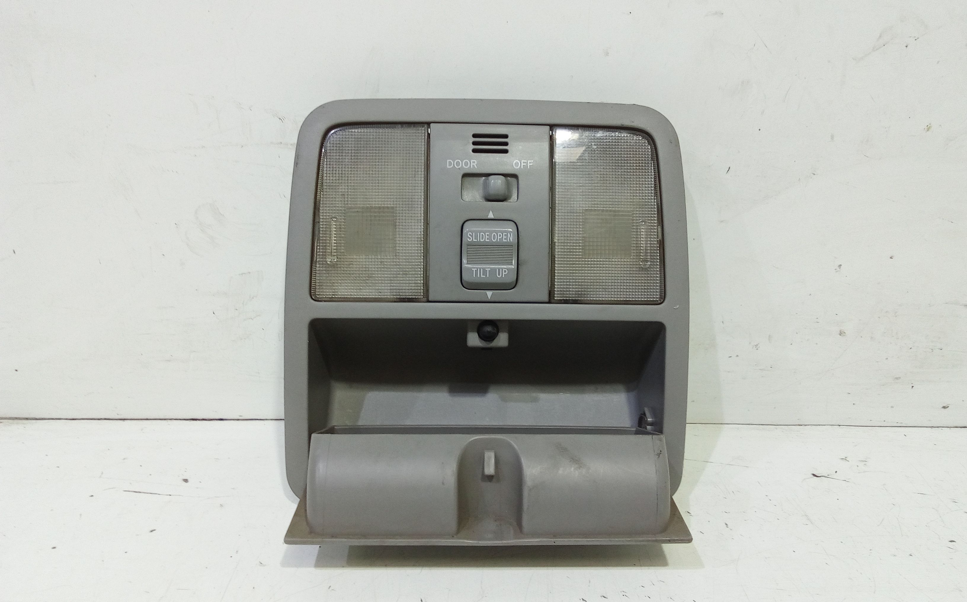 Plafoniera TOYOTA Rav4 3 Serie