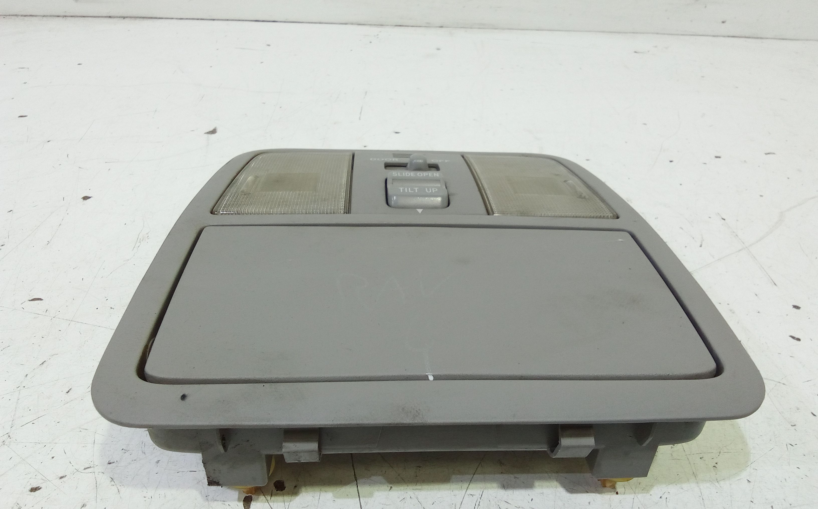 Plafoniera TOYOTA Rav4 3 Serie