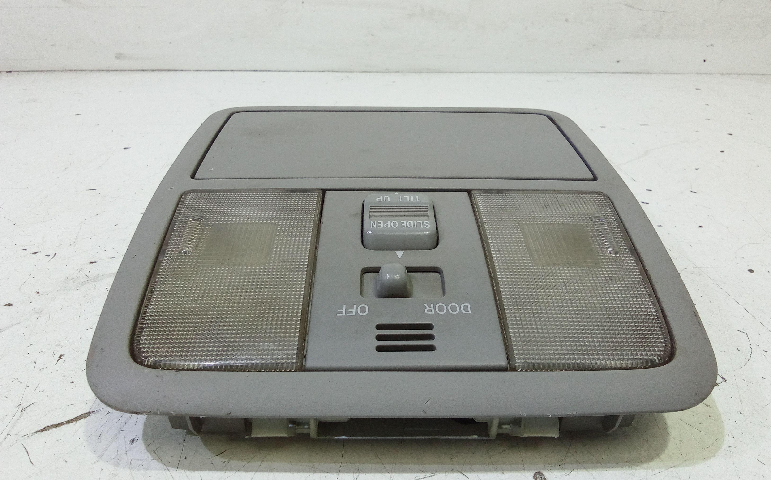 Plafoniera TOYOTA Rav4 3 Serie