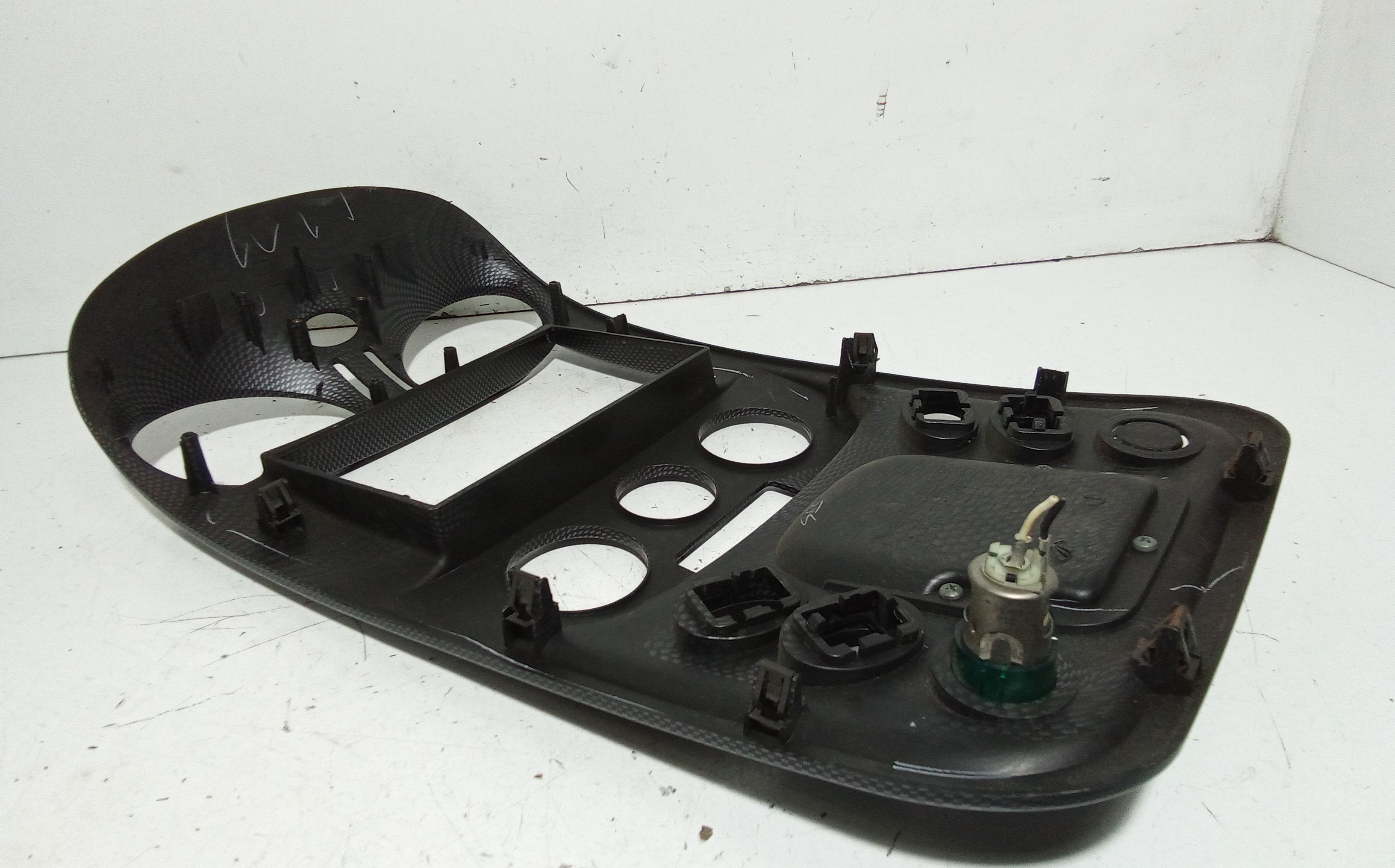 Modanatura Centrale Cruscotto MAHINDRA GOA Serie