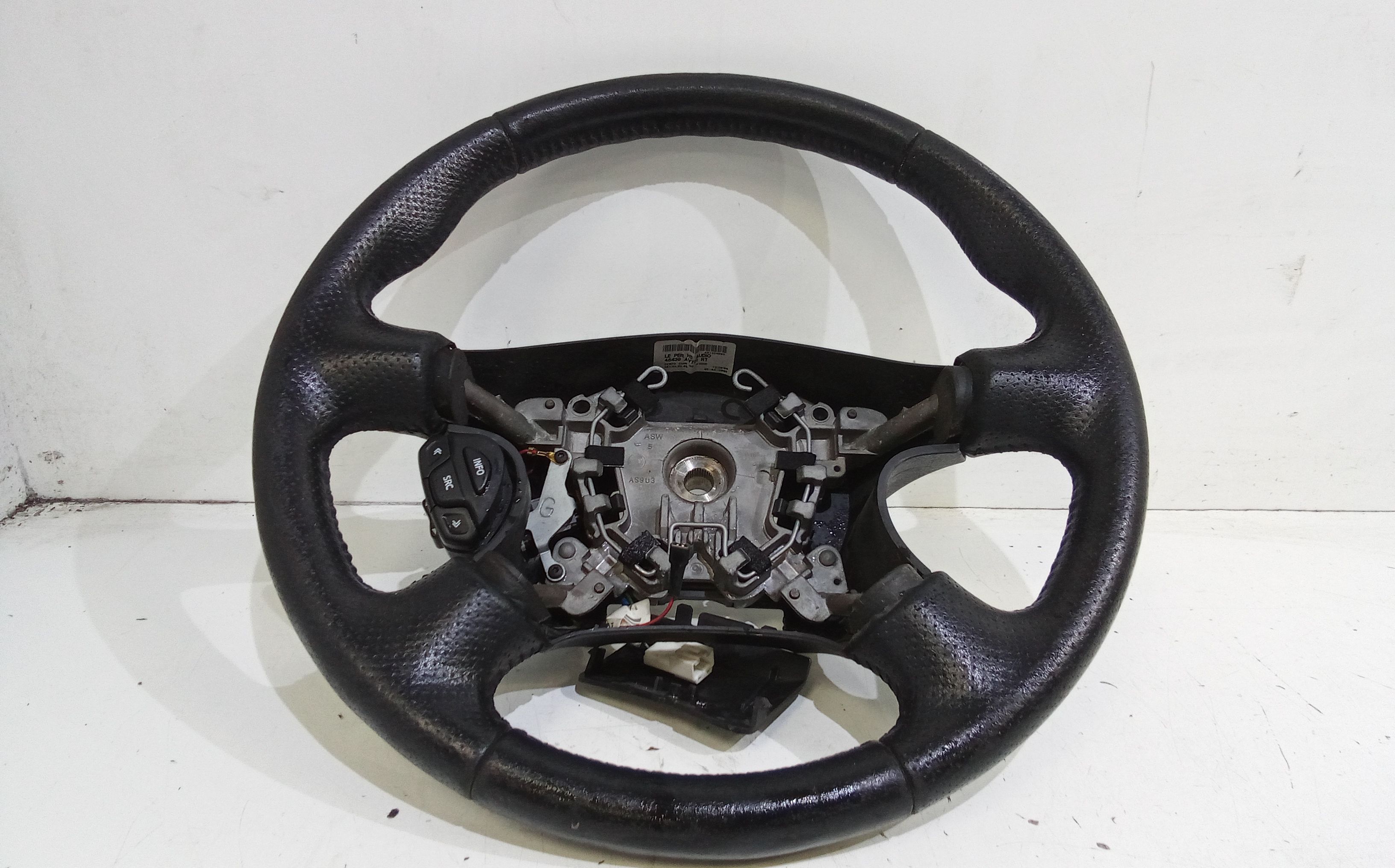 Volante NISSAN Almera 3 Serie