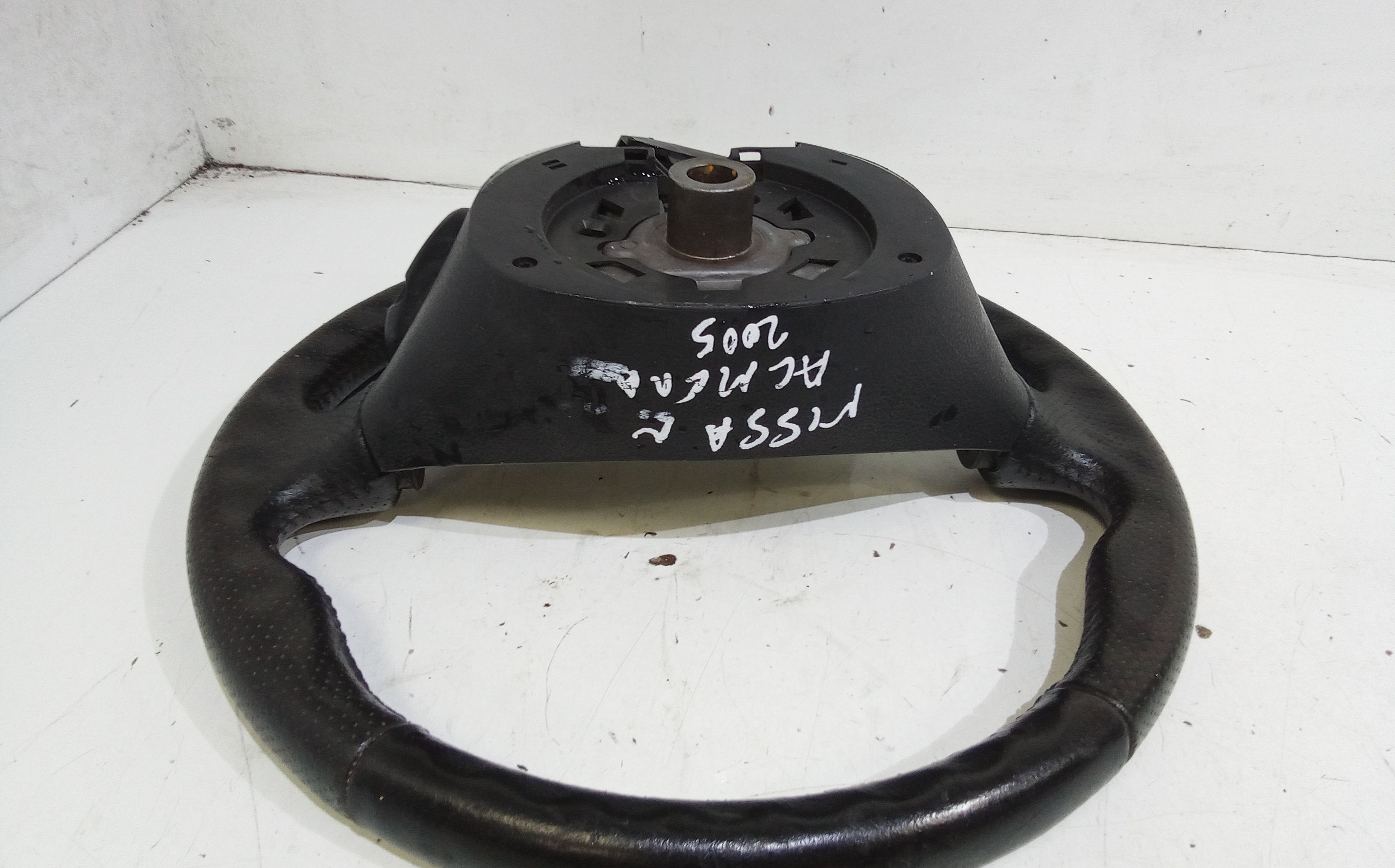 Volante NISSAN Almera 3 Serie